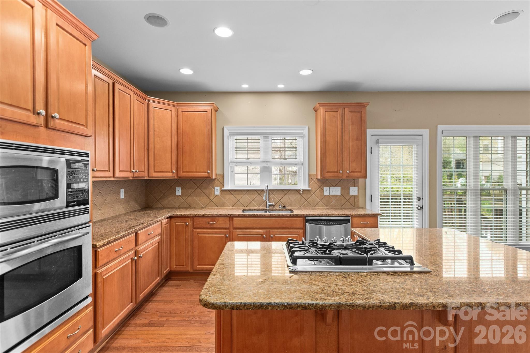 9333 Standerwick Lane — Huntersville