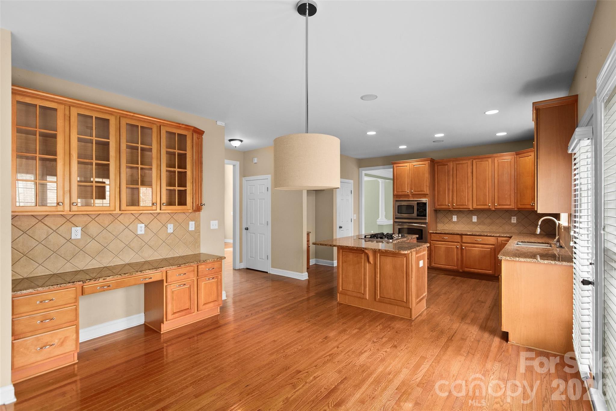 9333 Standerwick Lane — Huntersville