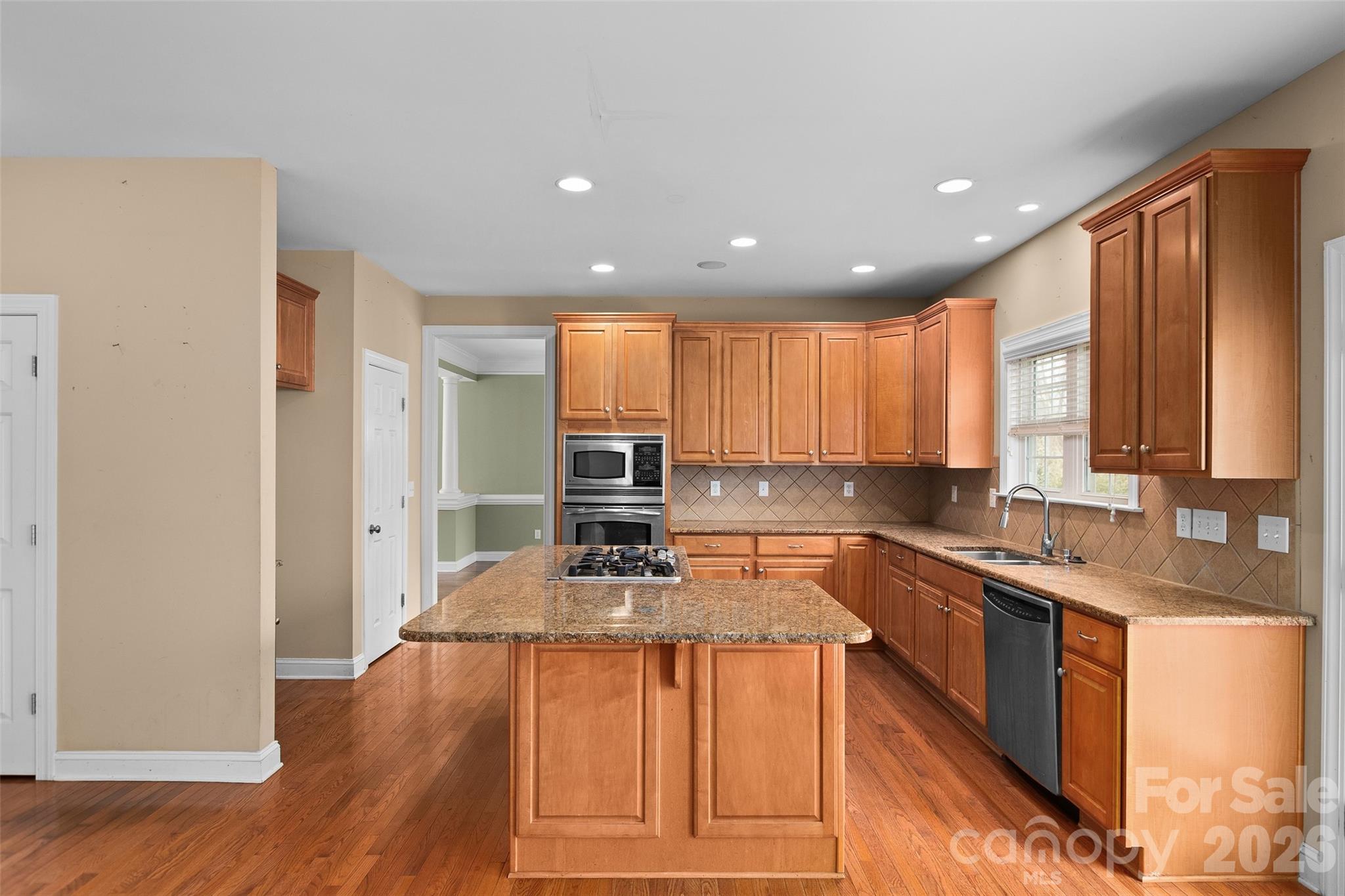 9333 Standerwick Lane — Huntersville