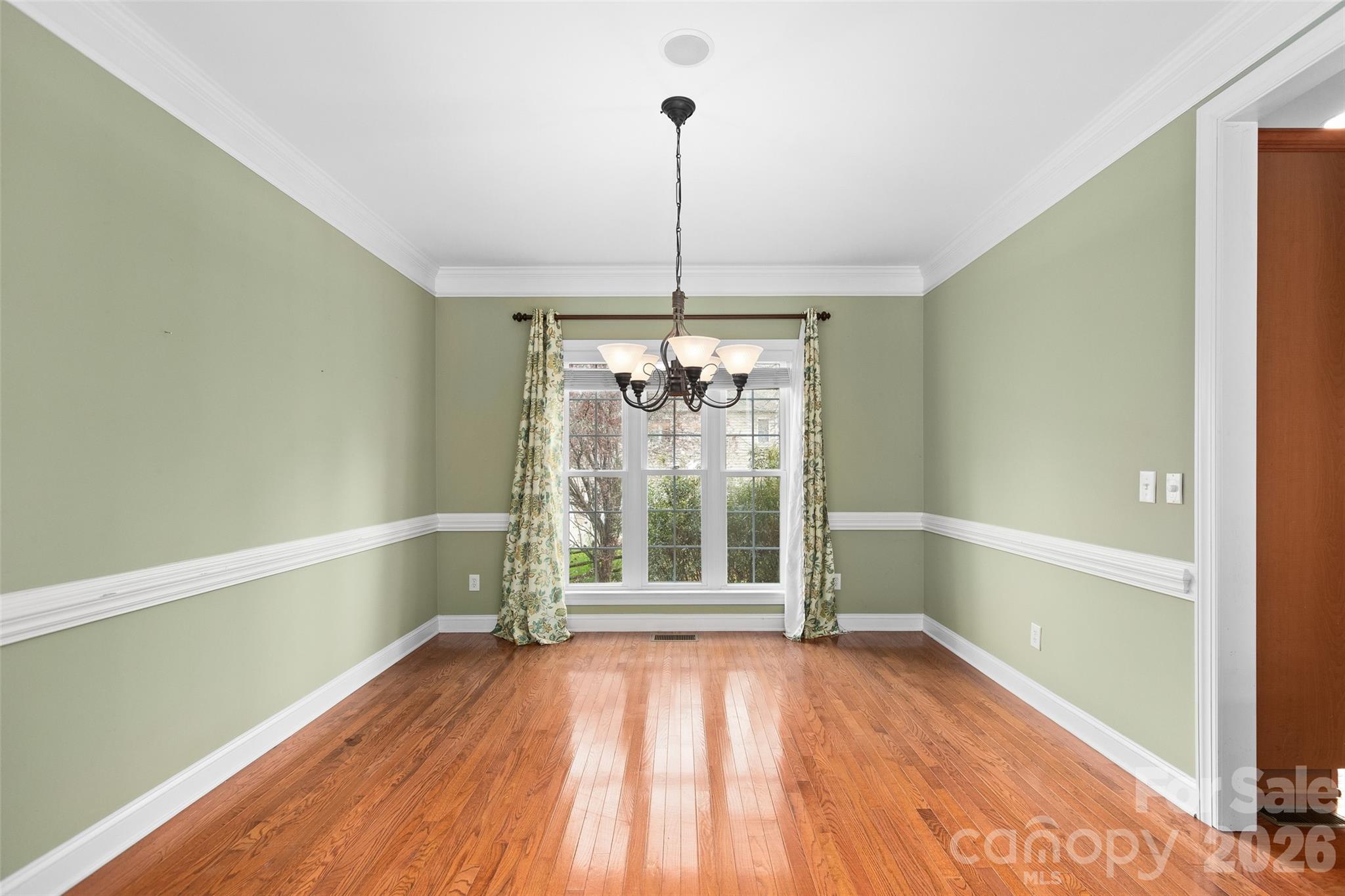 9333 Standerwick Lane — Huntersville