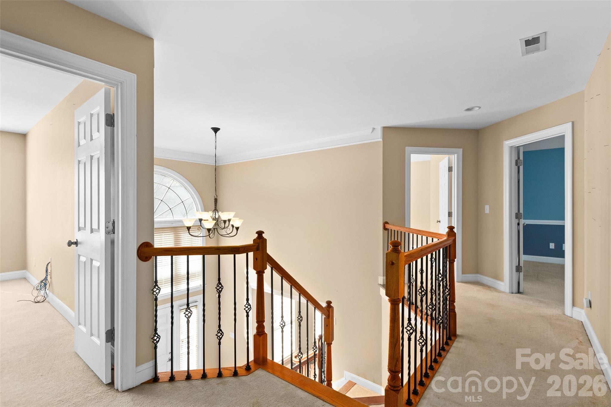 9333 Standerwick Lane — Huntersville