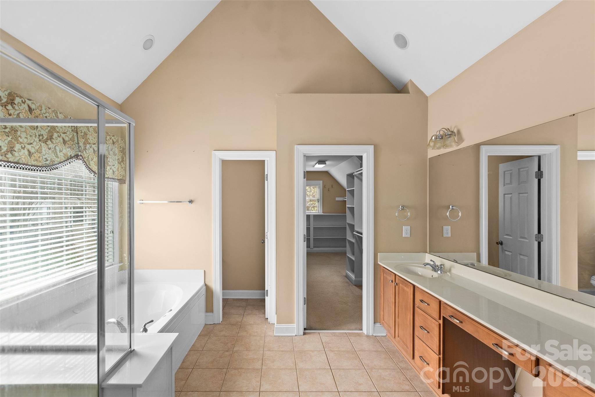 9333 Standerwick Lane — Huntersville
