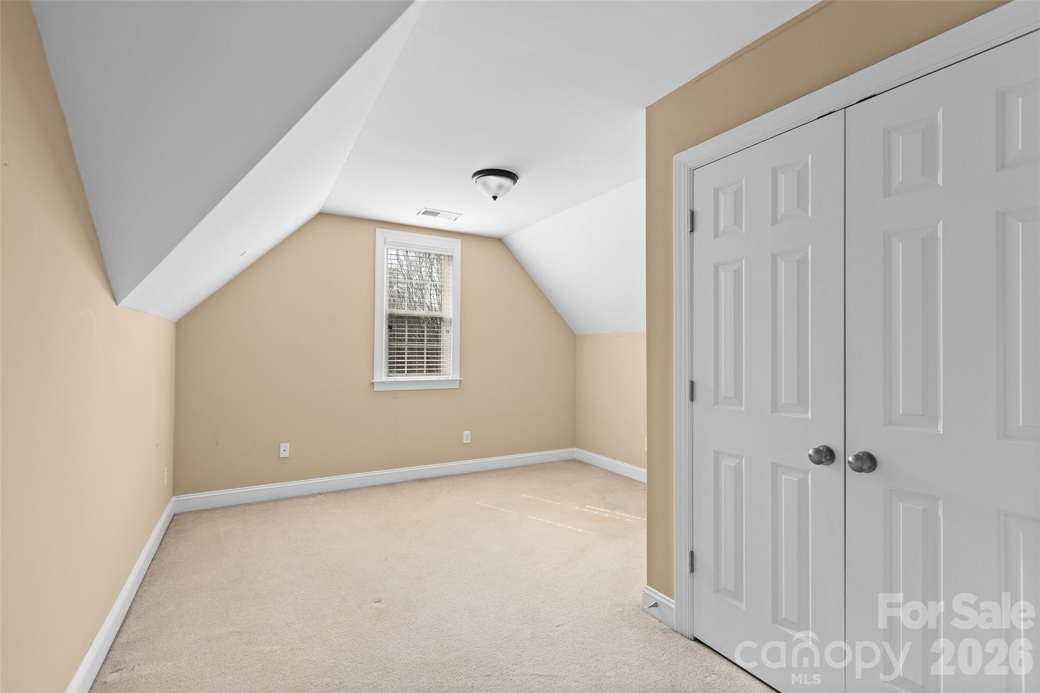 9333 Standerwick Lane — Huntersville