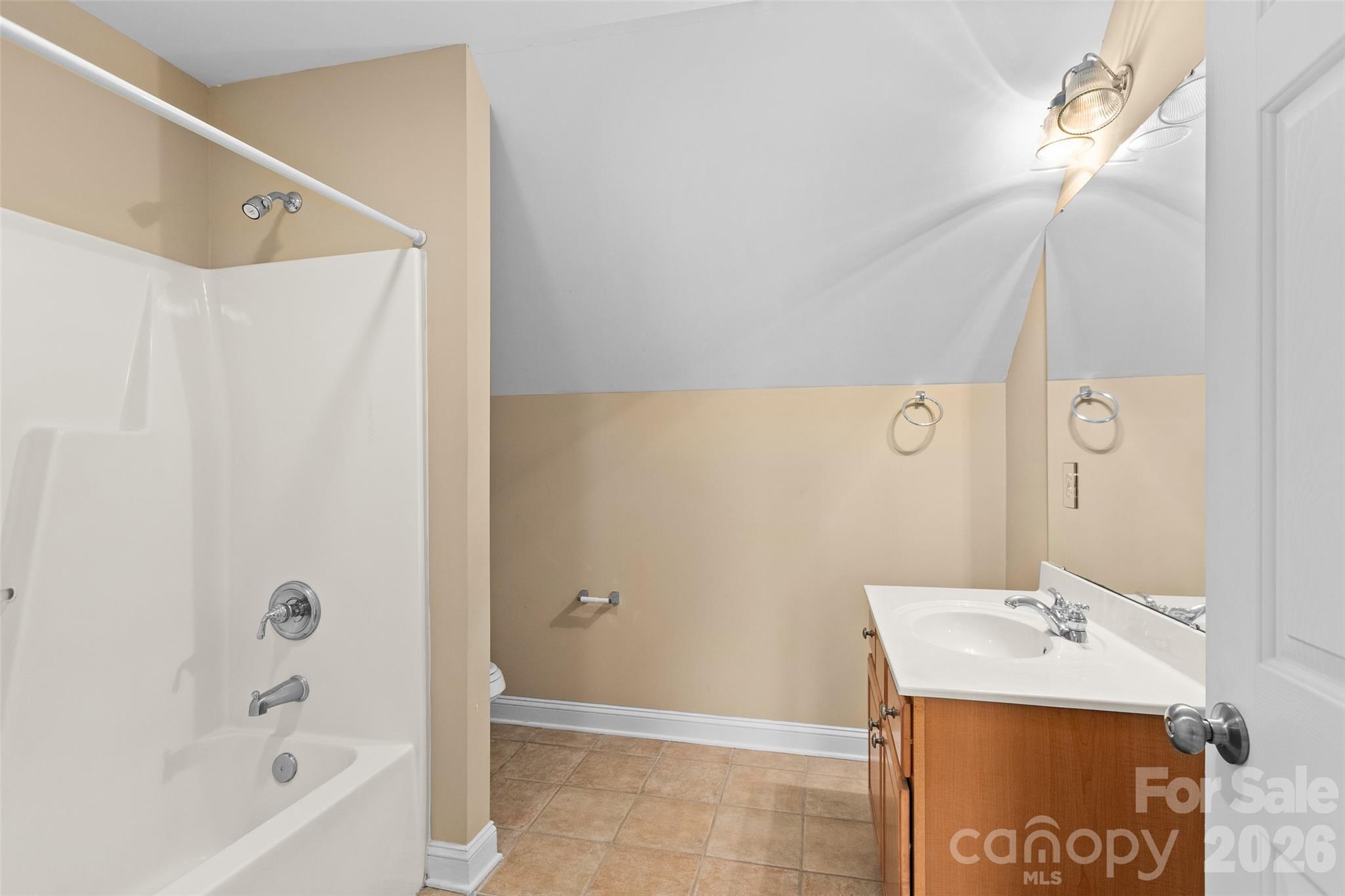 9333 Standerwick Lane — Huntersville