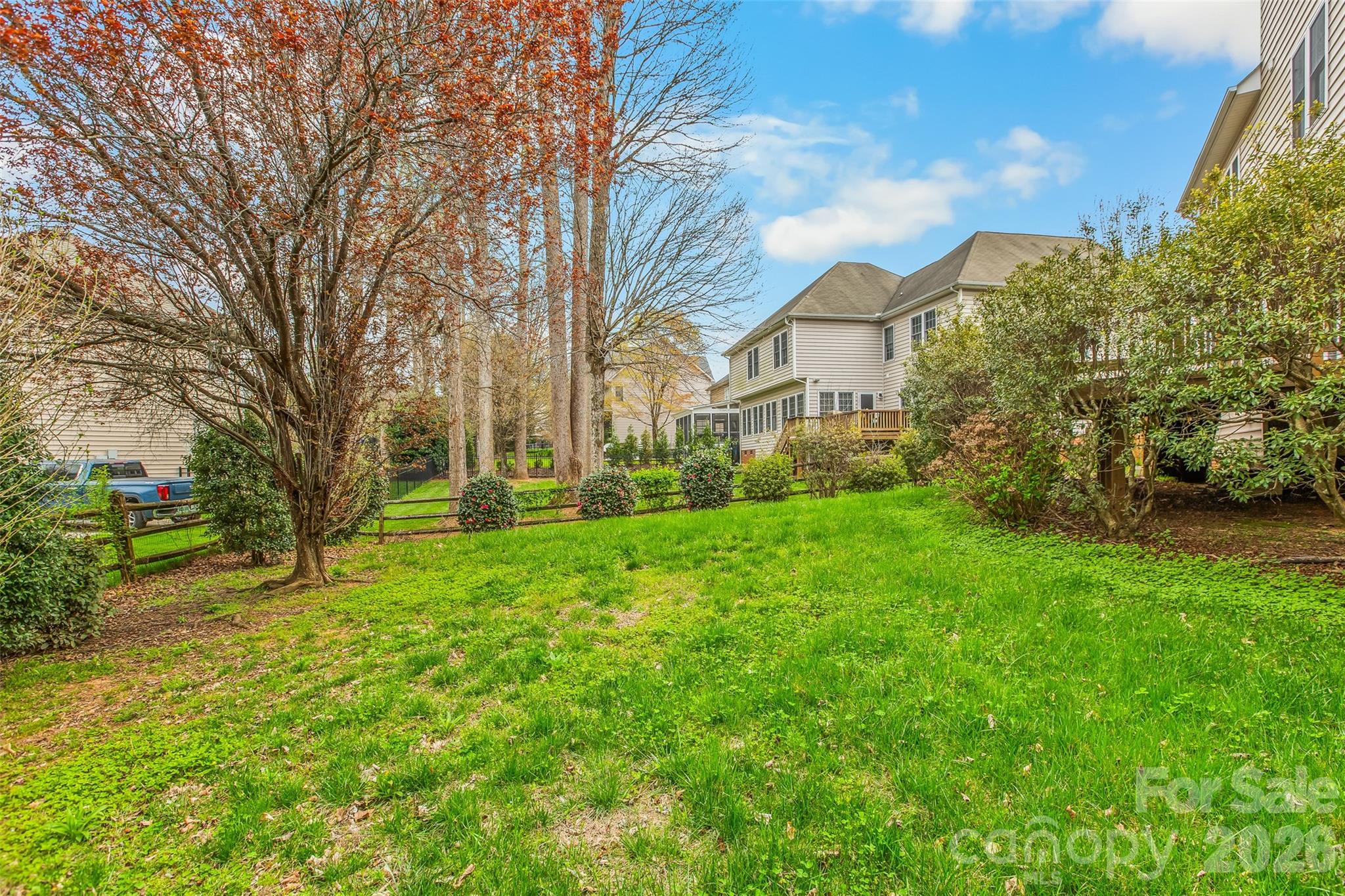 9333 Standerwick Lane — Huntersville