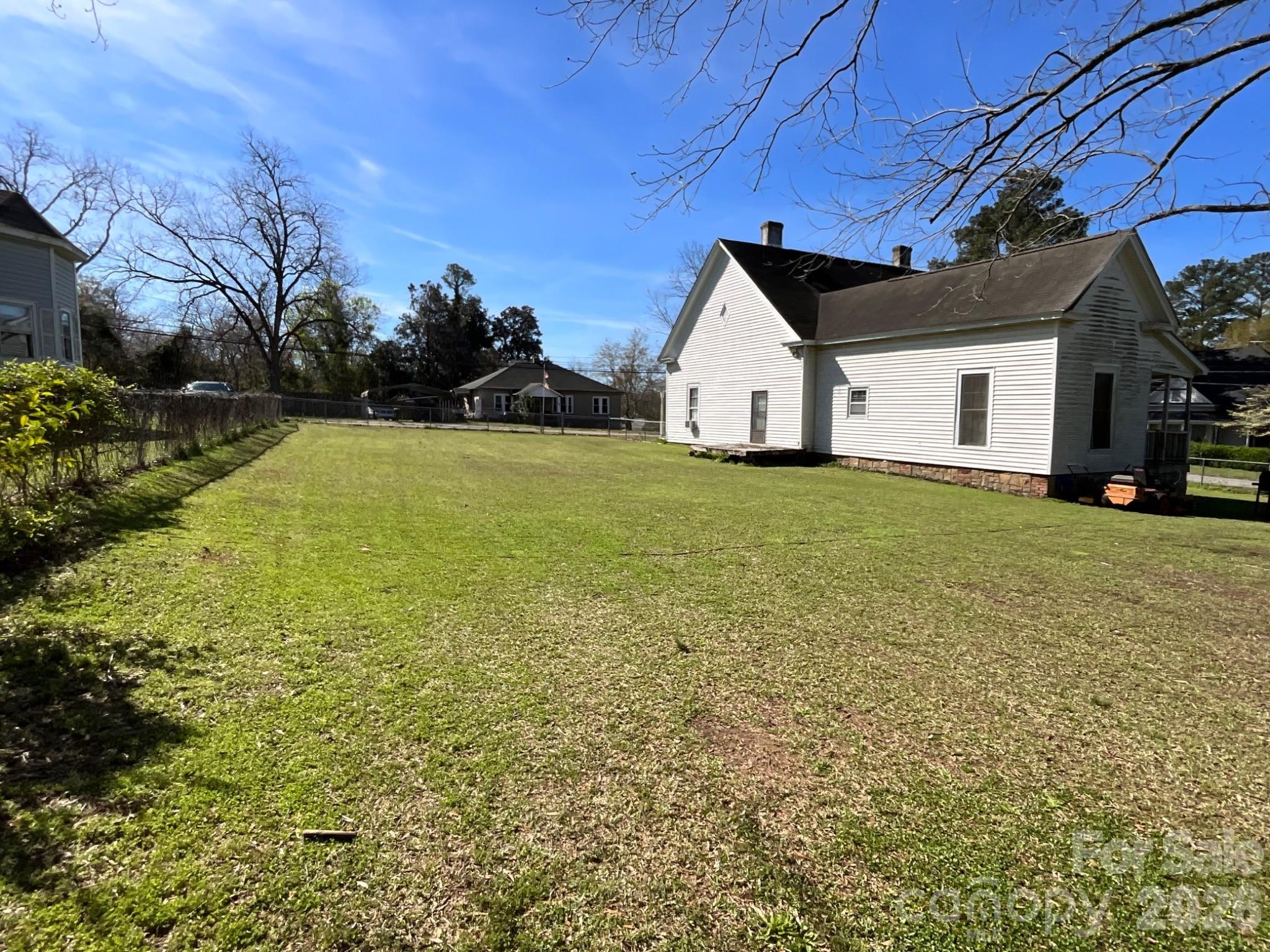 416 W Liberty Street — Winnsboro