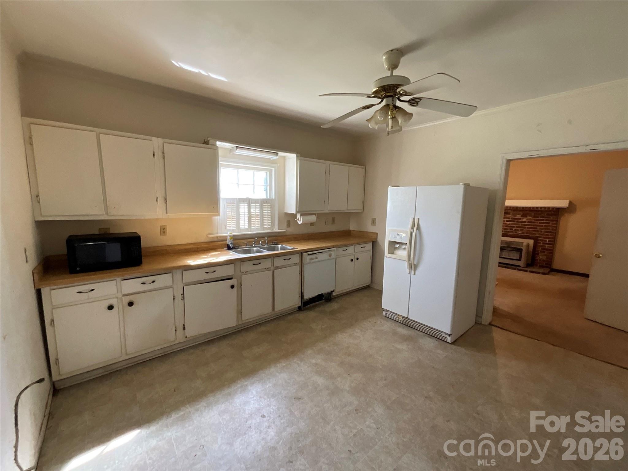 416 W Liberty Street — Winnsboro
