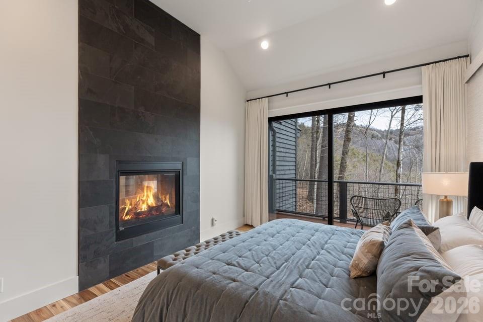 692 Lost Trail — Highlands