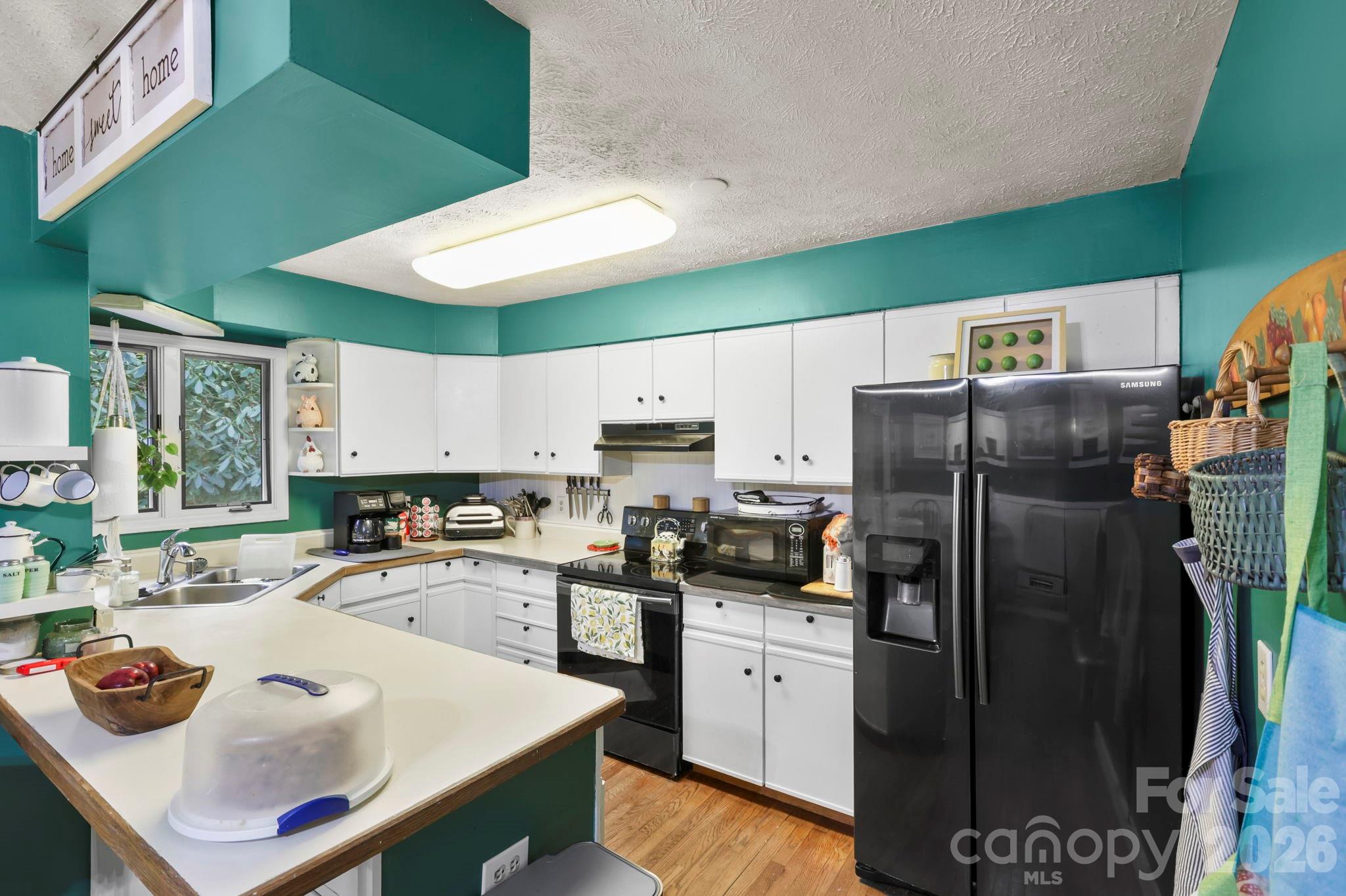 446 Silver Fox Lane — Pisgah Forest