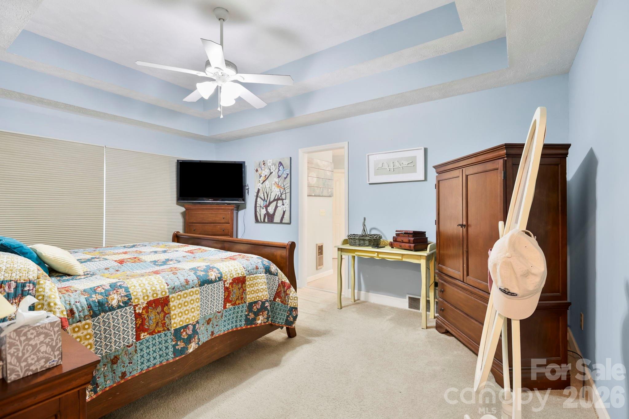 446 Silver Fox Lane — Pisgah Forest