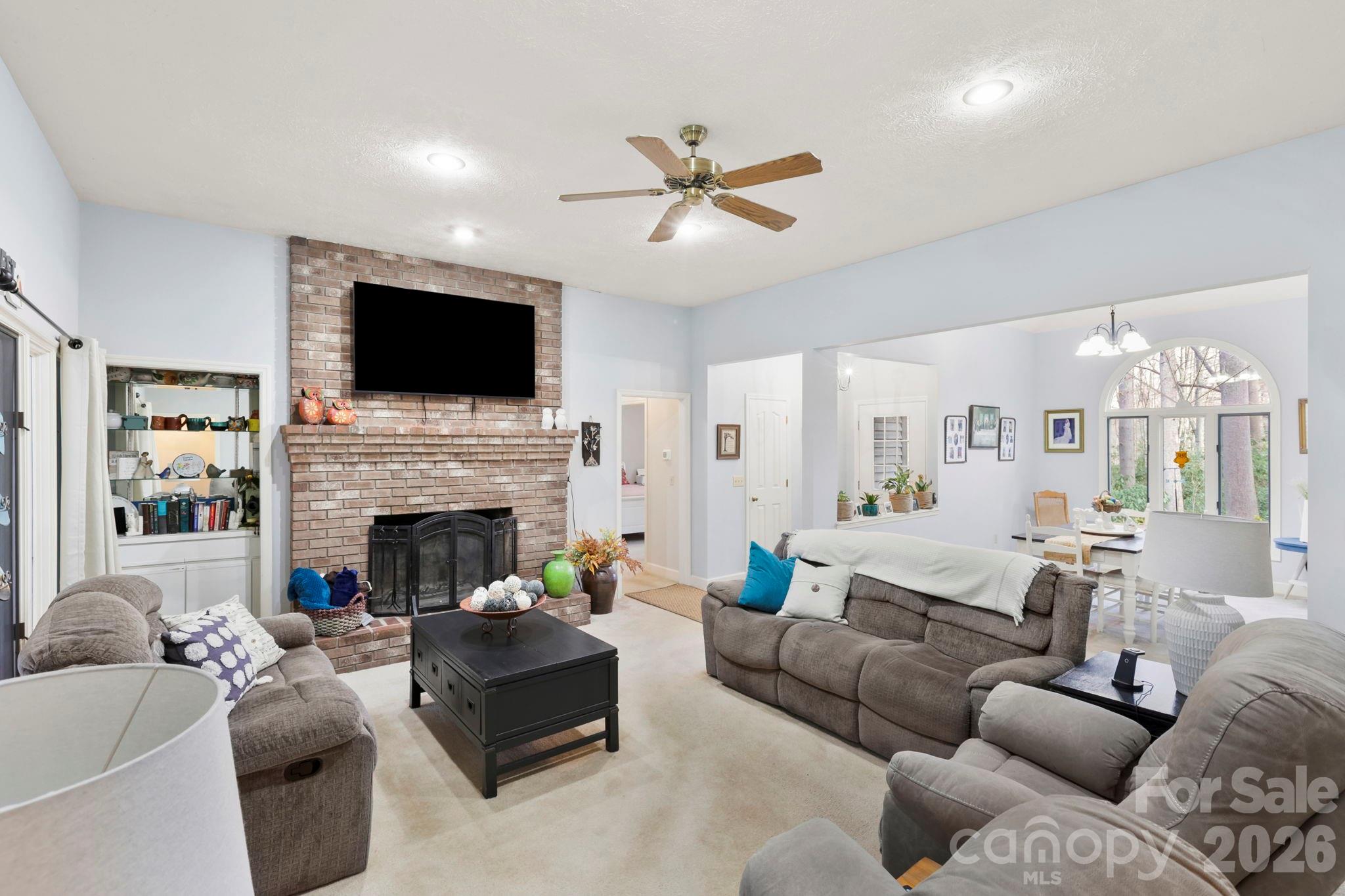 446 Silver Fox Lane — Pisgah Forest