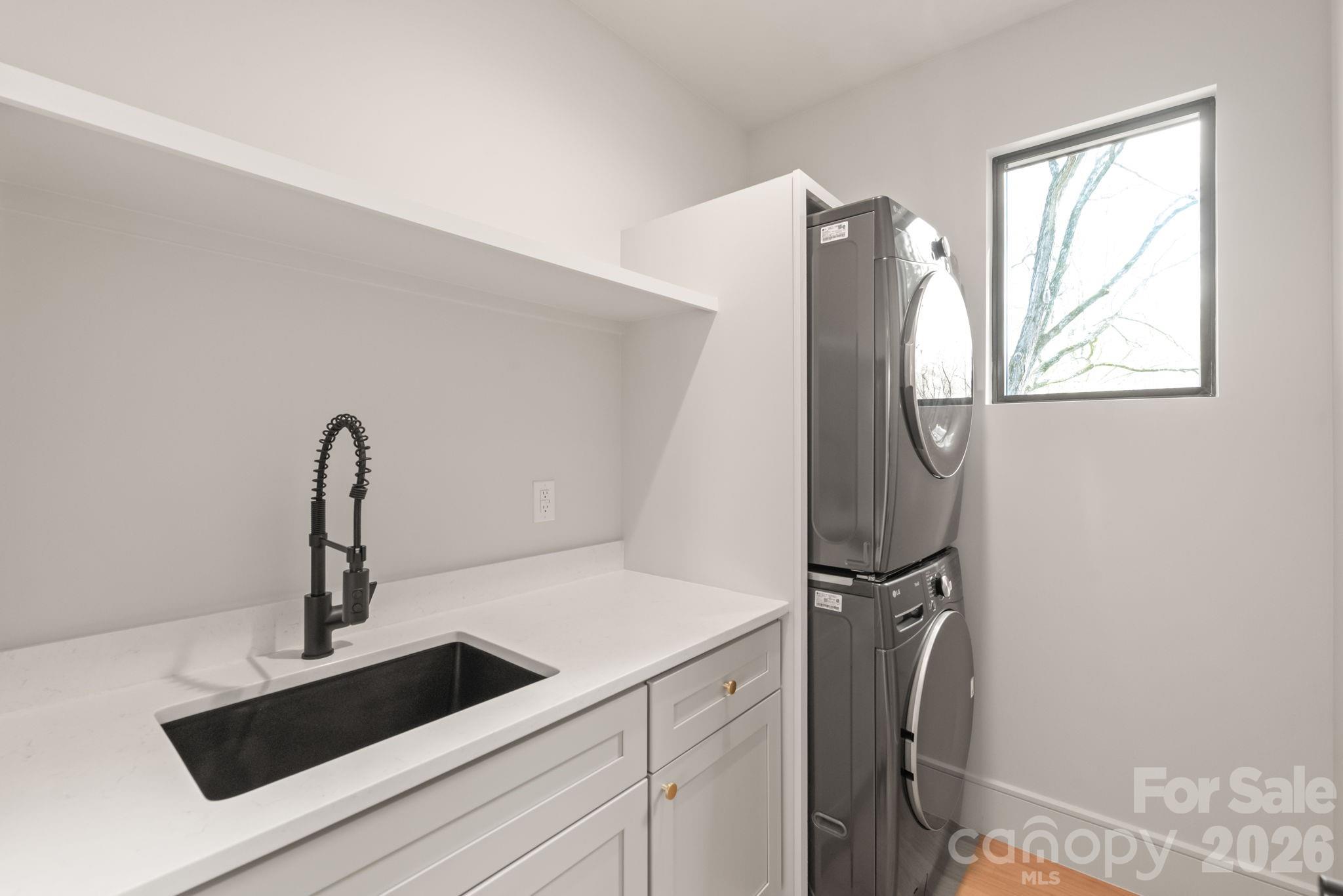 1814 Logie Avenue — Charlotte