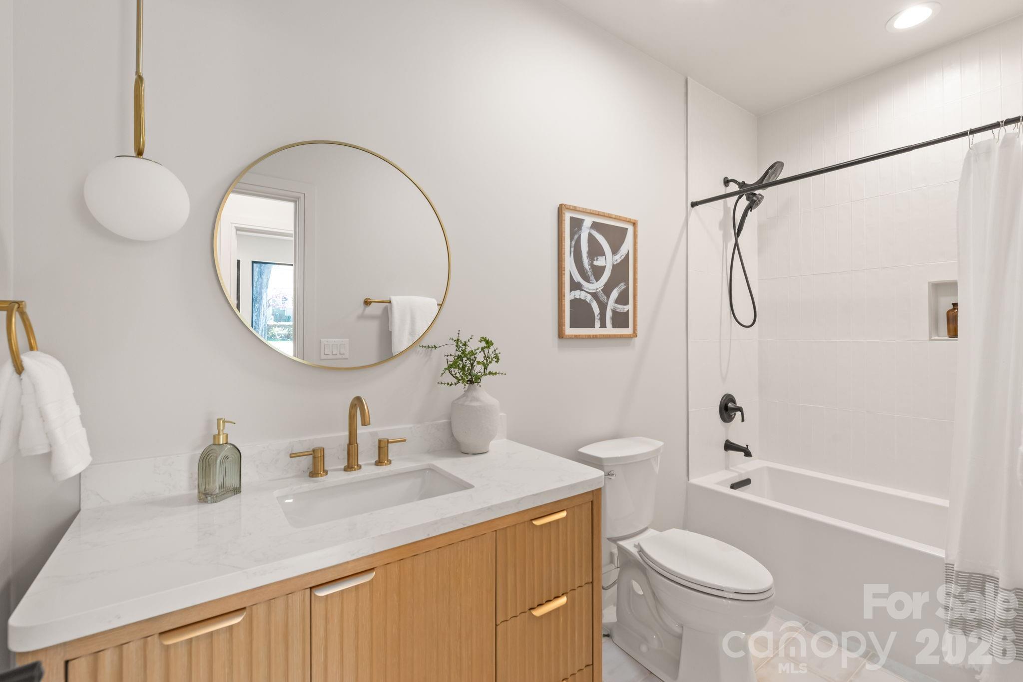 1814 Logie Avenue — Charlotte