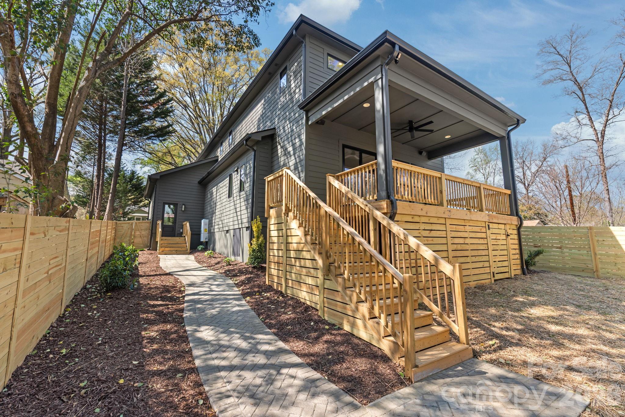 1814 Logie Avenue — Charlotte