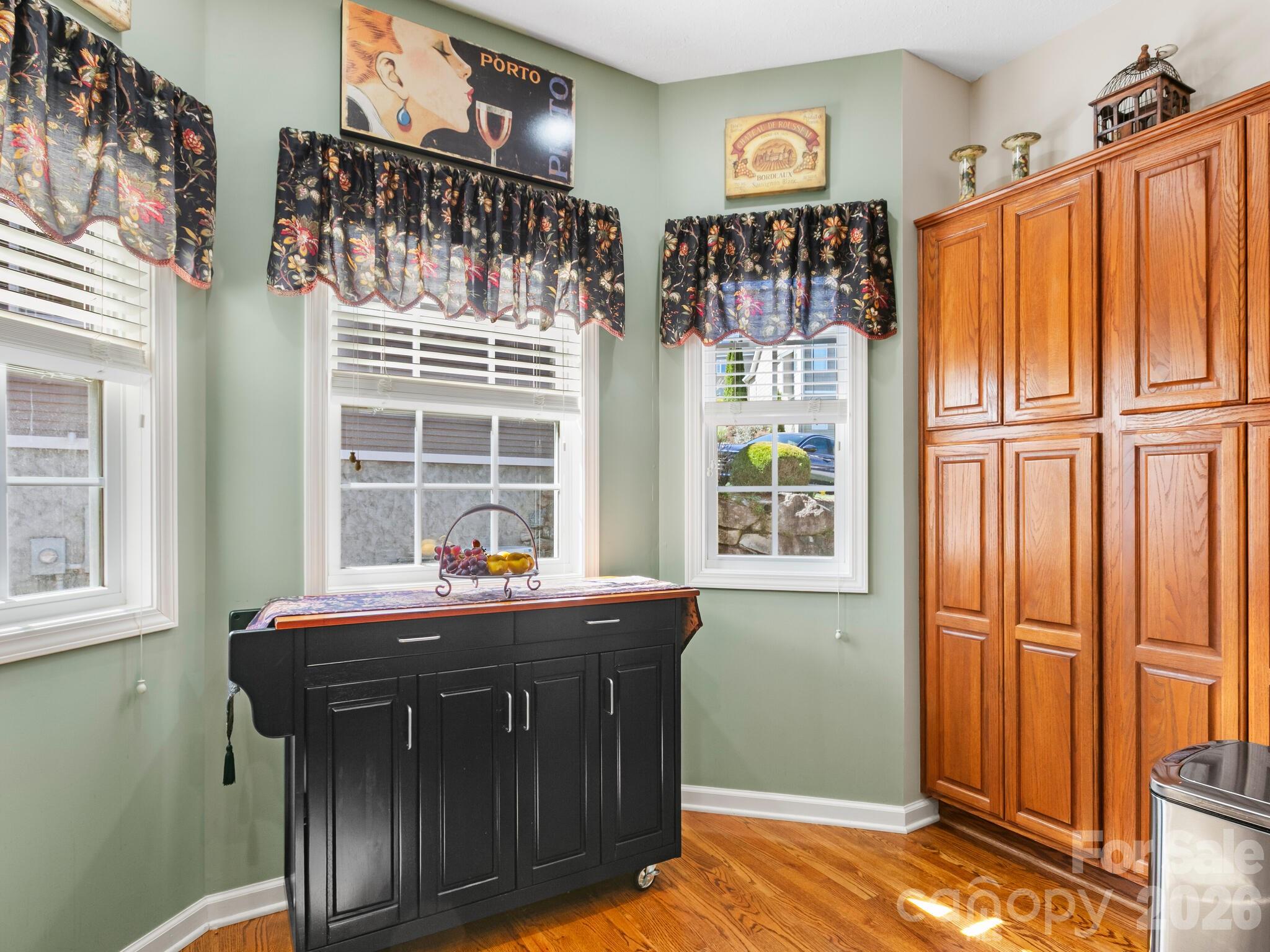 25 Old Pasture Way — Hendersonville
