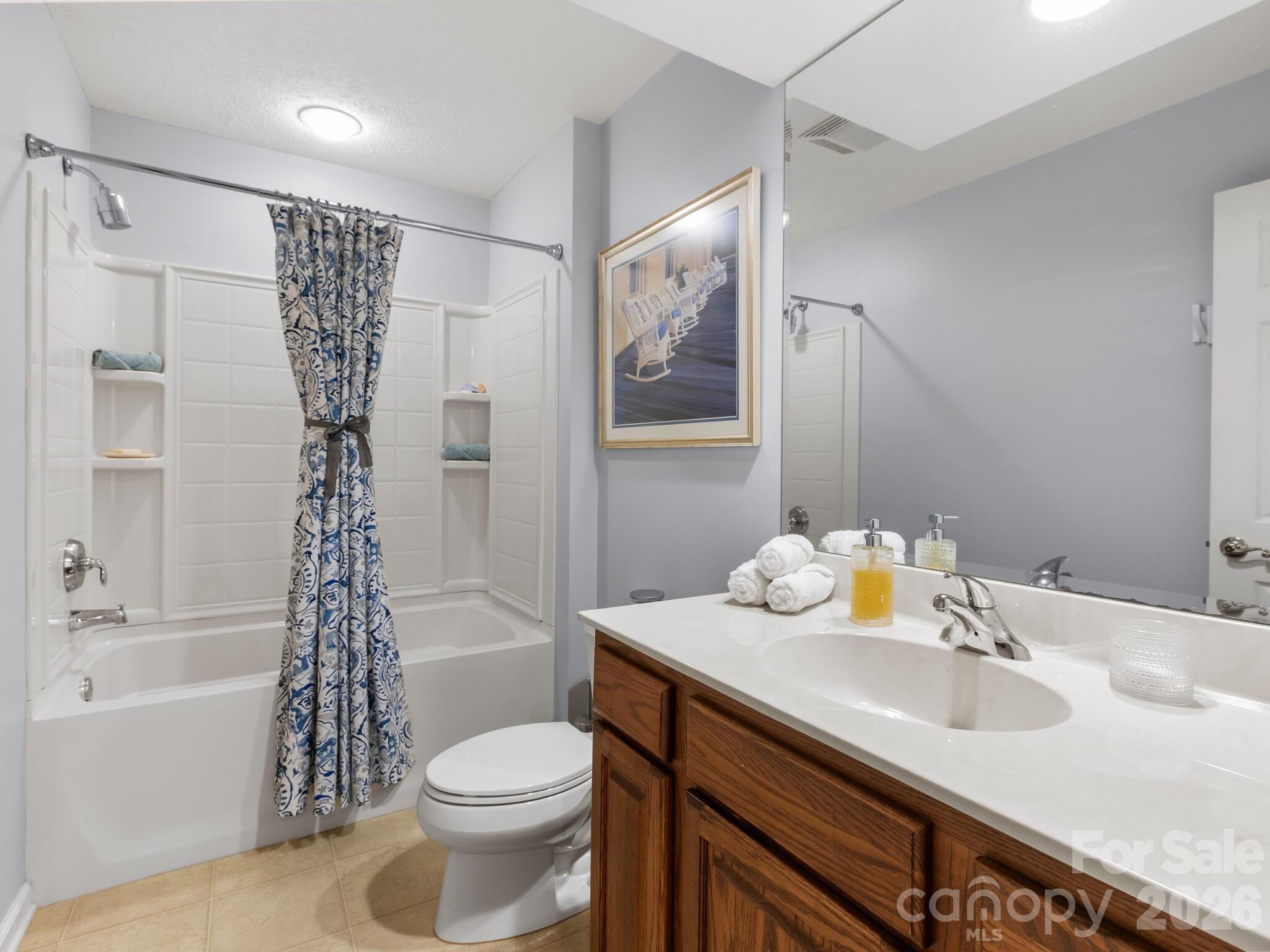 25 Old Pasture Way — Hendersonville
