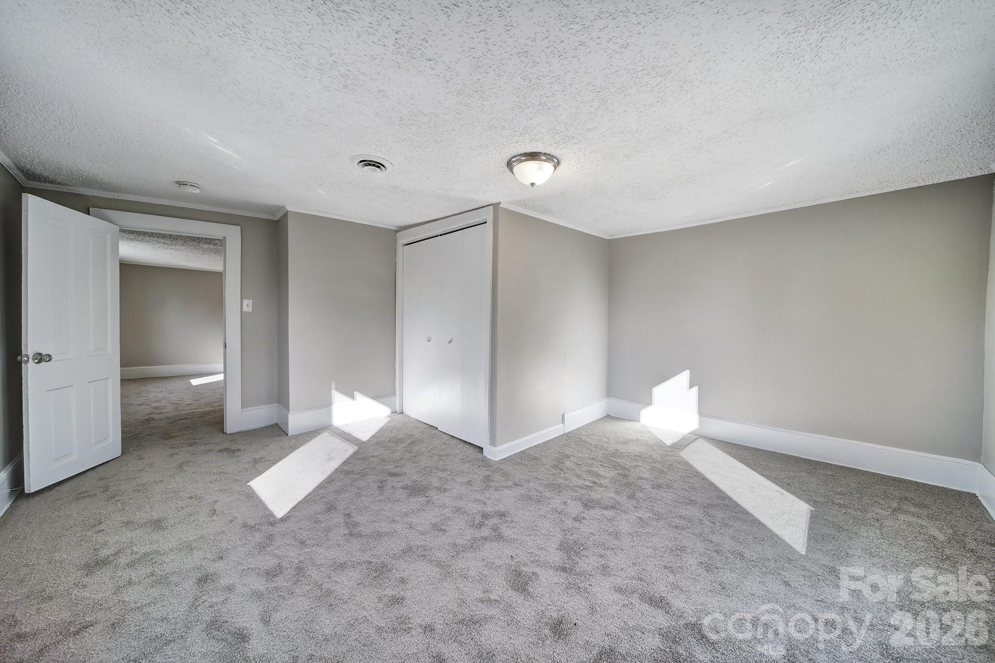 107 E Georgia Avenue — Bessemer City