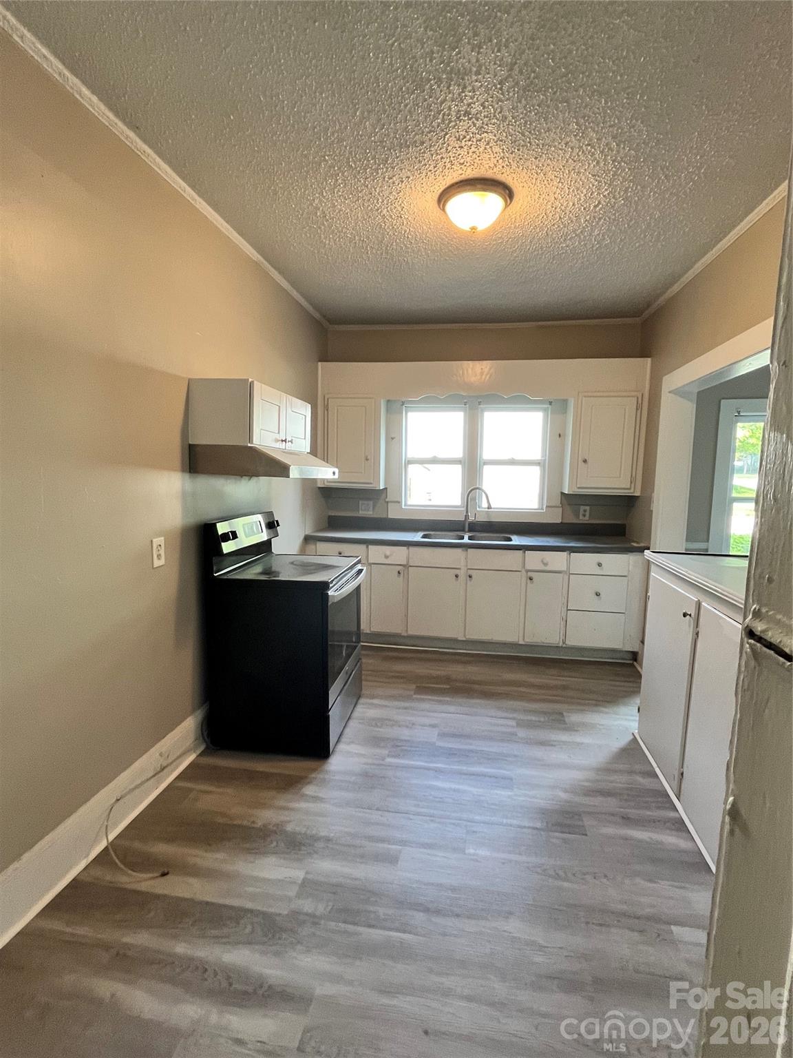 107 E Georgia Avenue — Bessemer City