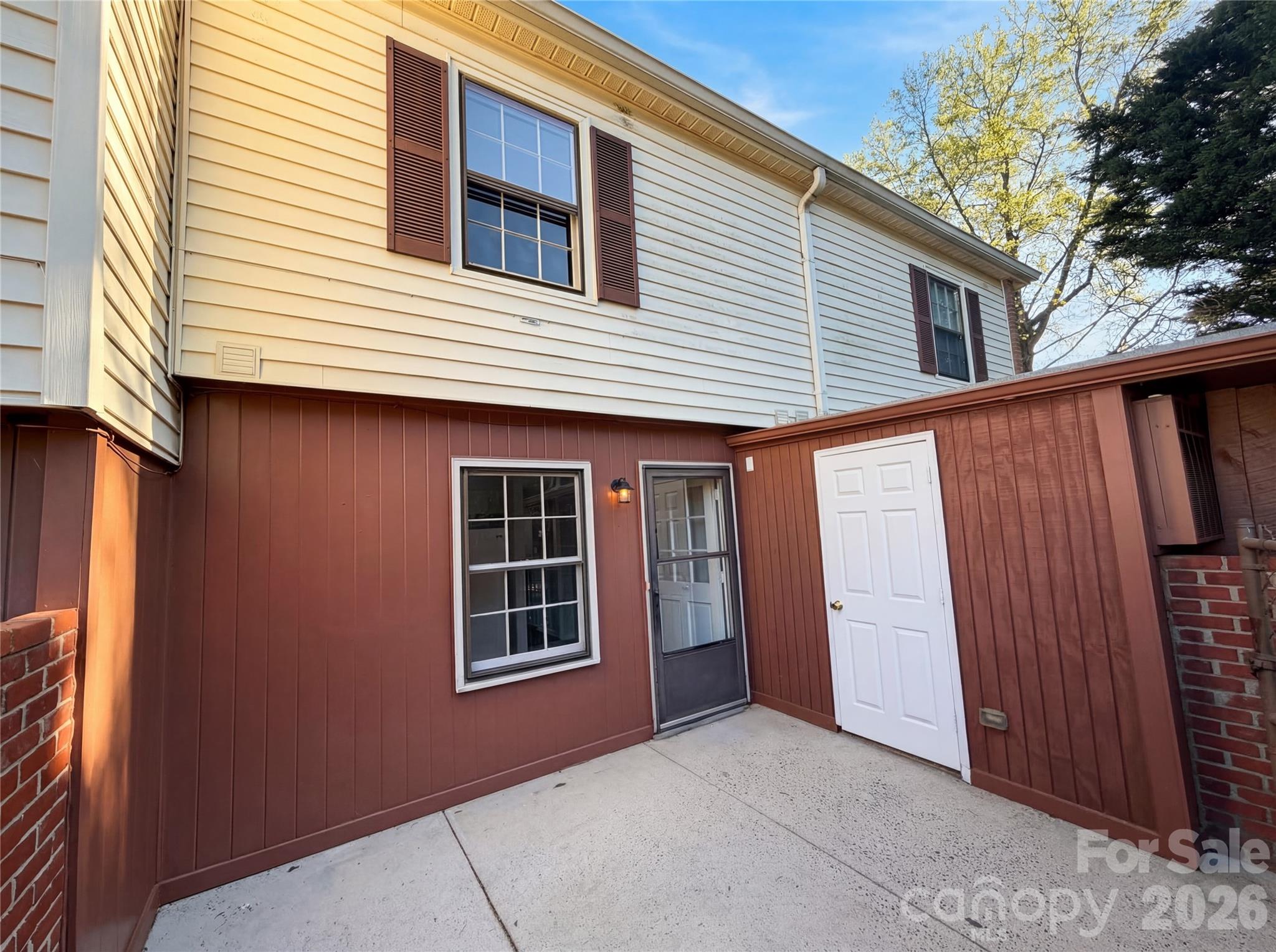 4726 Old Lantern Way — Charlotte