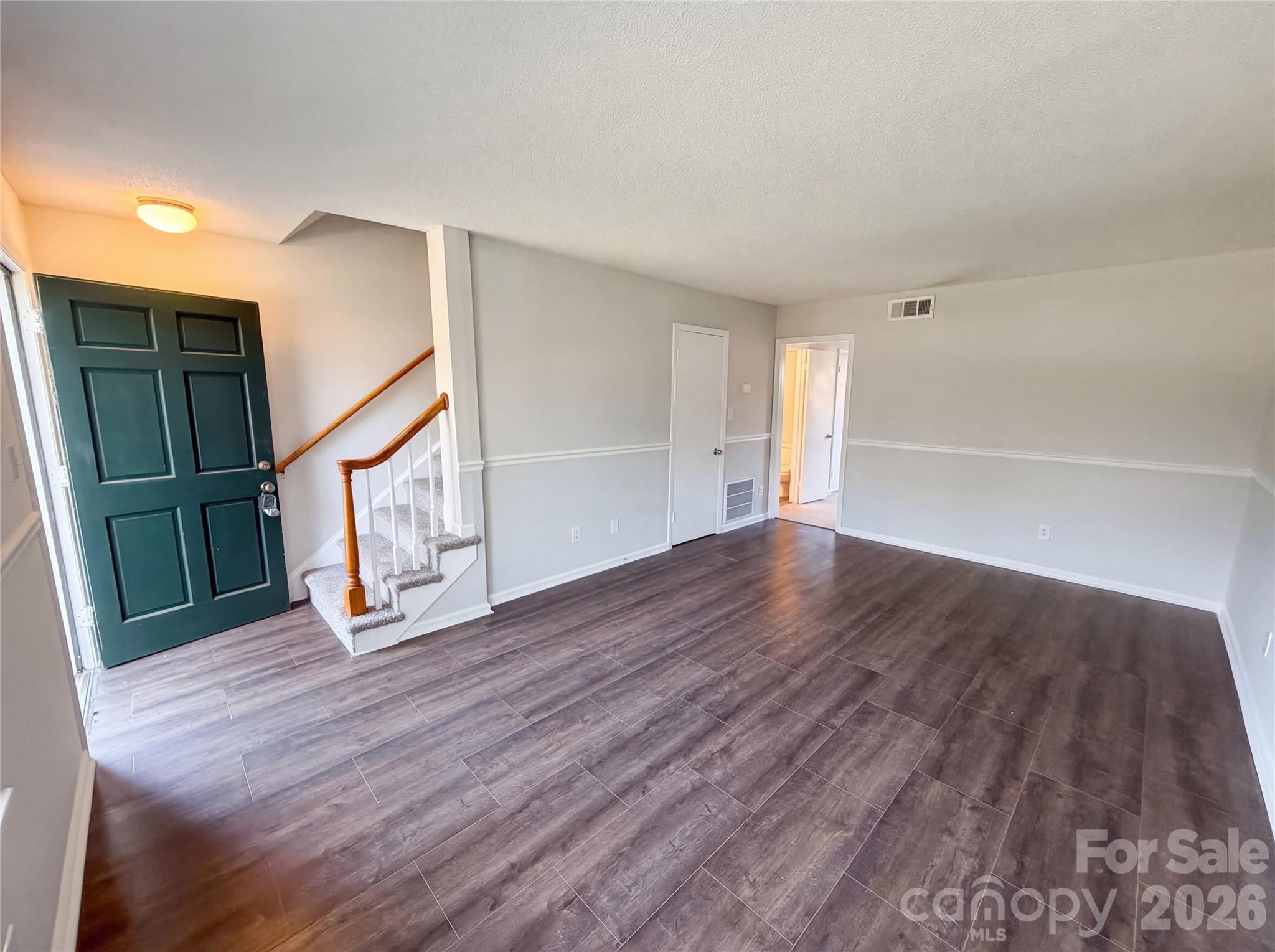 4726 Old Lantern Way — Charlotte