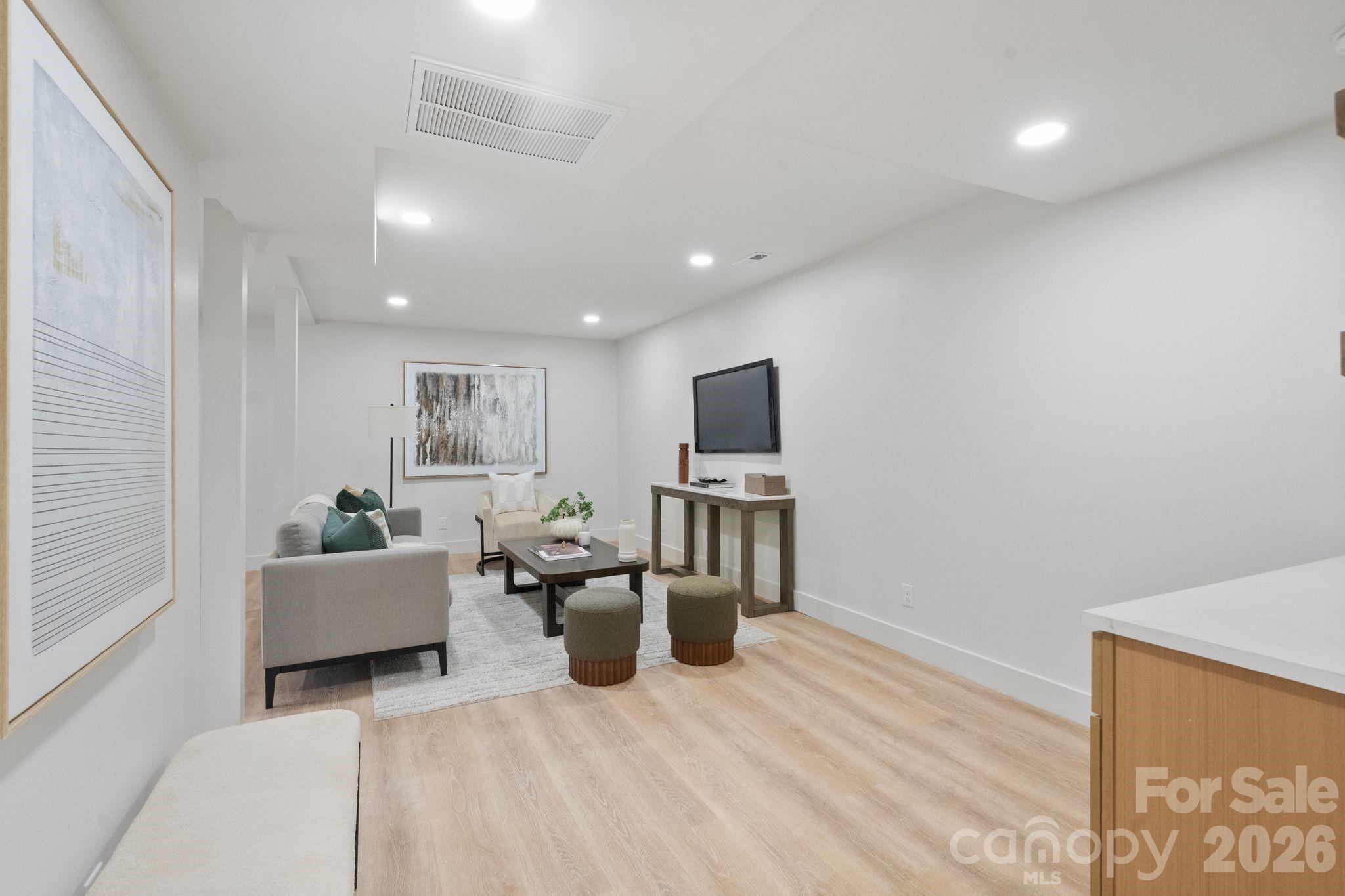 3320 Winterfield Place — Charlotte