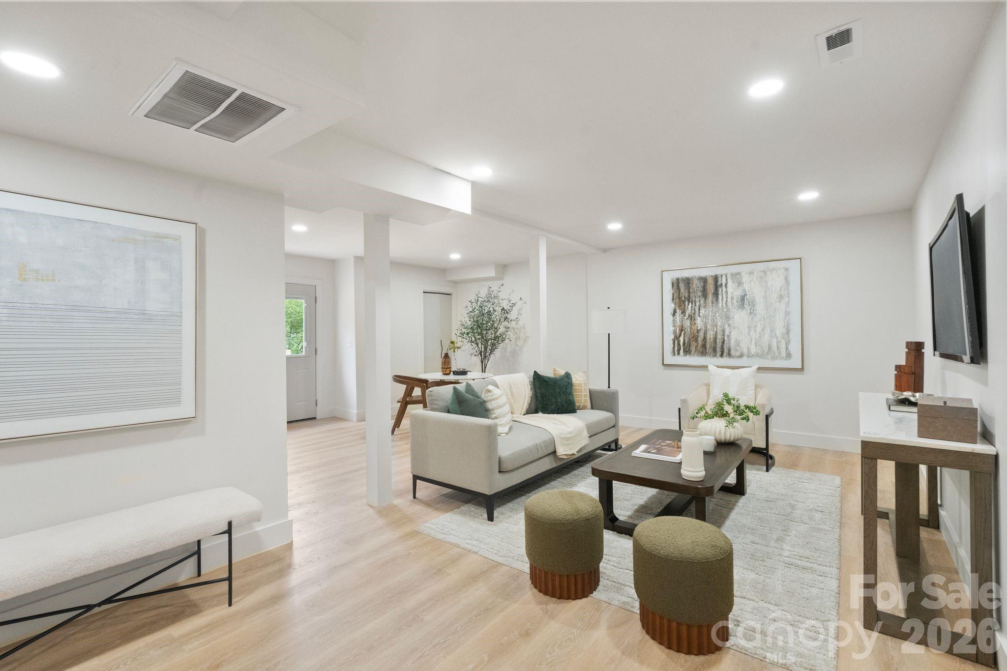 3320 Winterfield Place — Charlotte