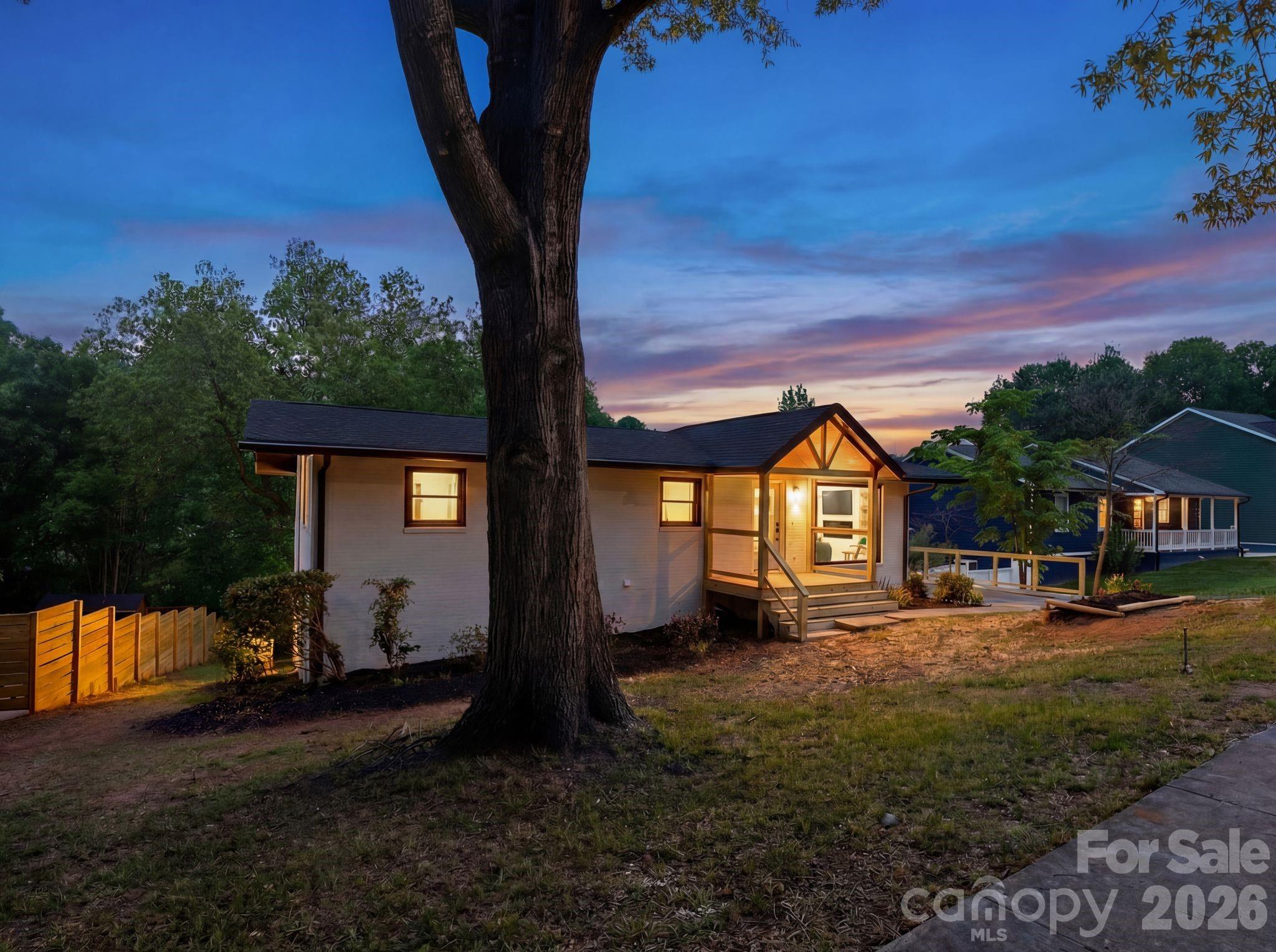 3320 Winterfield Place — Charlotte