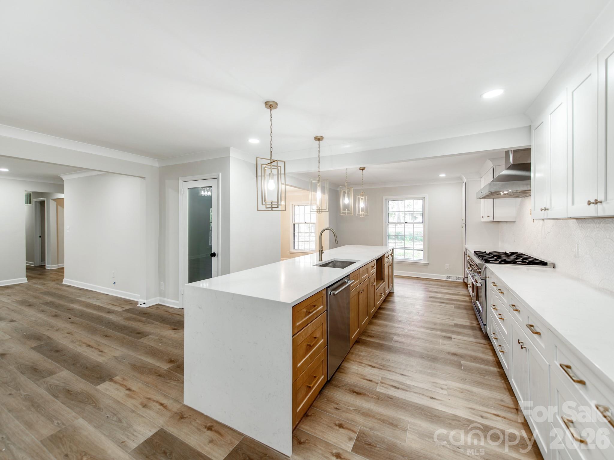 1632 Burtonwood Circle — Charlotte