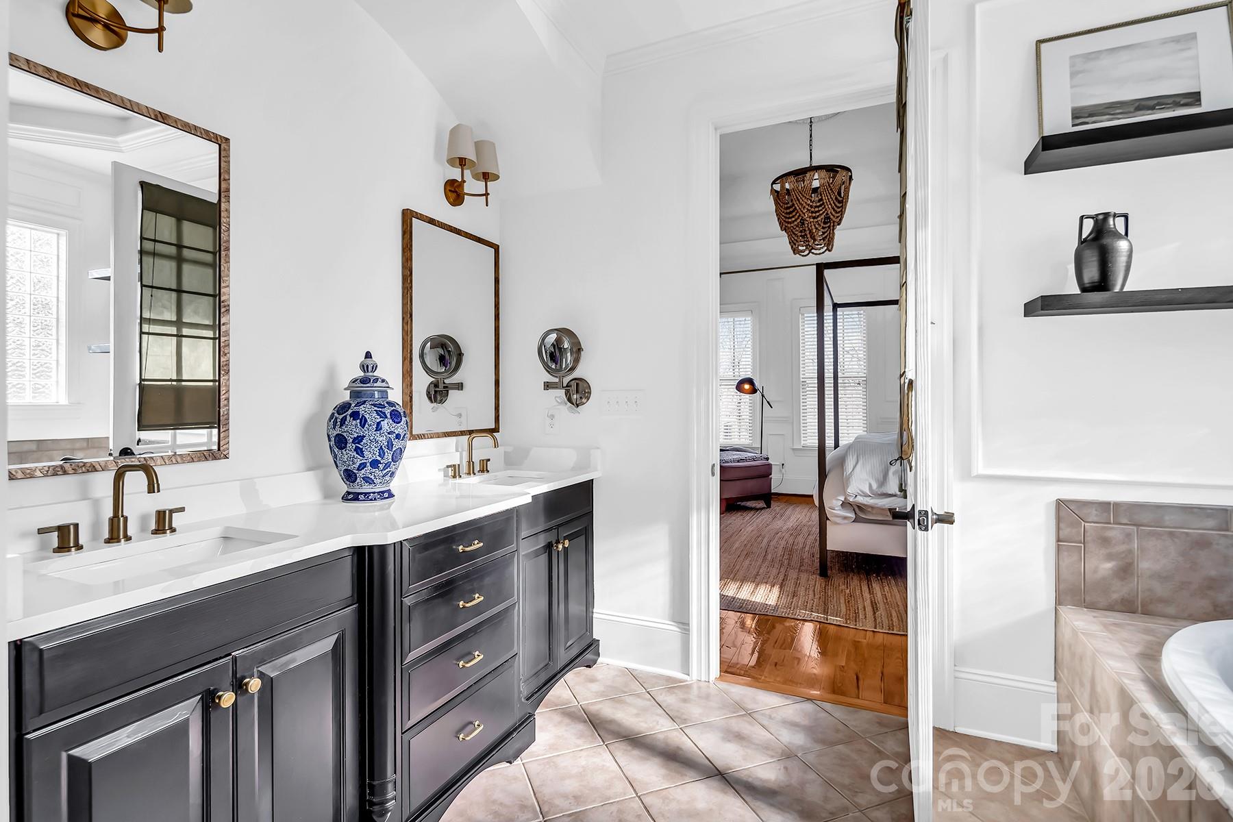394 Stone Cliff Lane — Lake Wylie