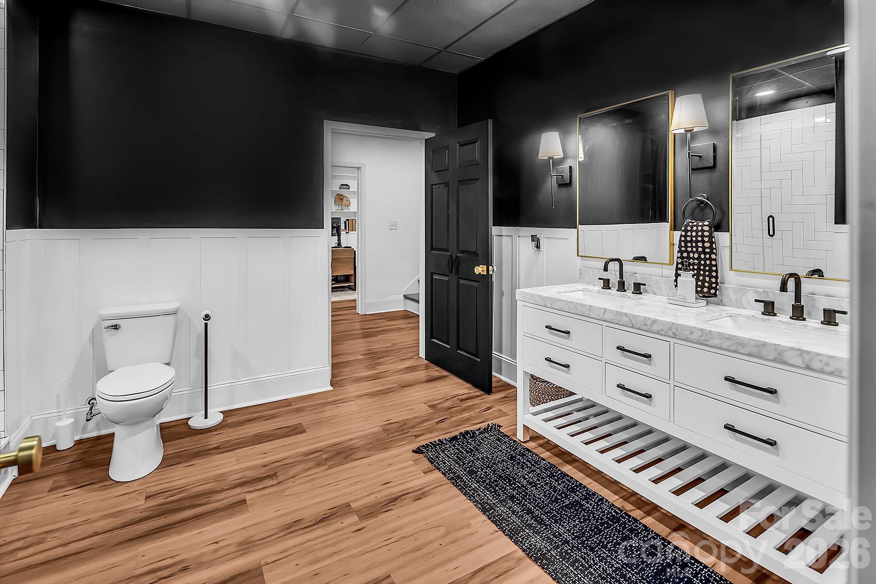394 Stone Cliff Lane — Lake Wylie