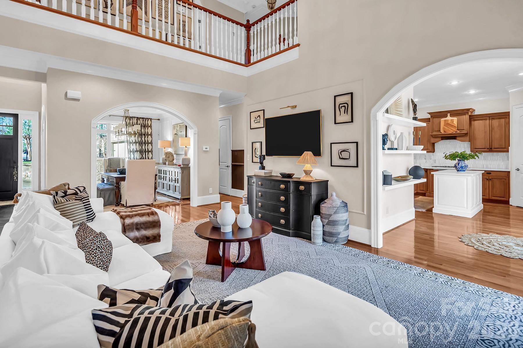 394 Stone Cliff Lane — Lake Wylie