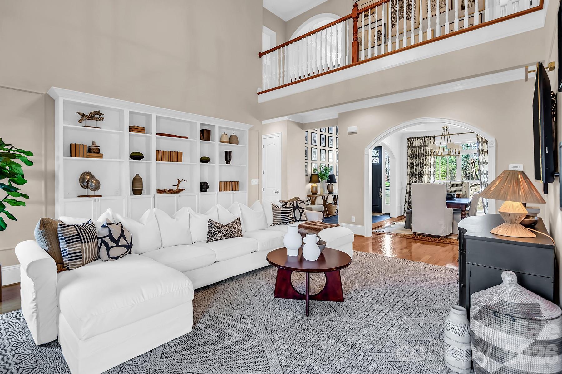 394 Stone Cliff Lane — Lake Wylie