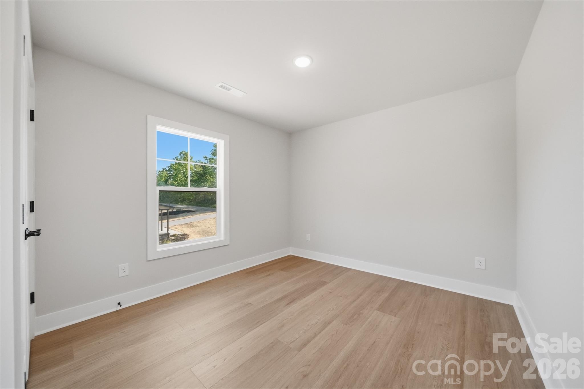 2434 Kimberly Avenue — Morganton