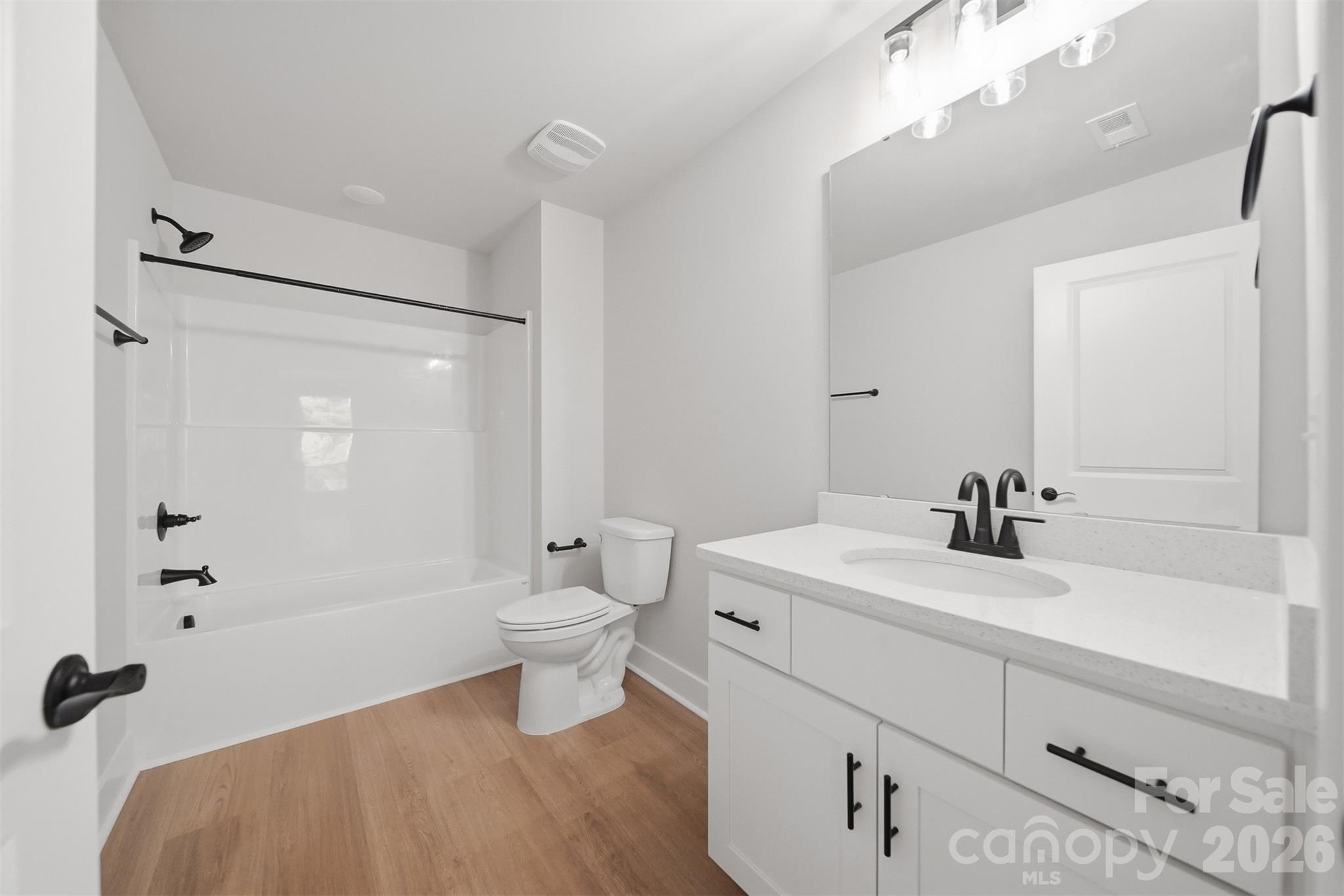 2434 Kimberly Avenue — Morganton