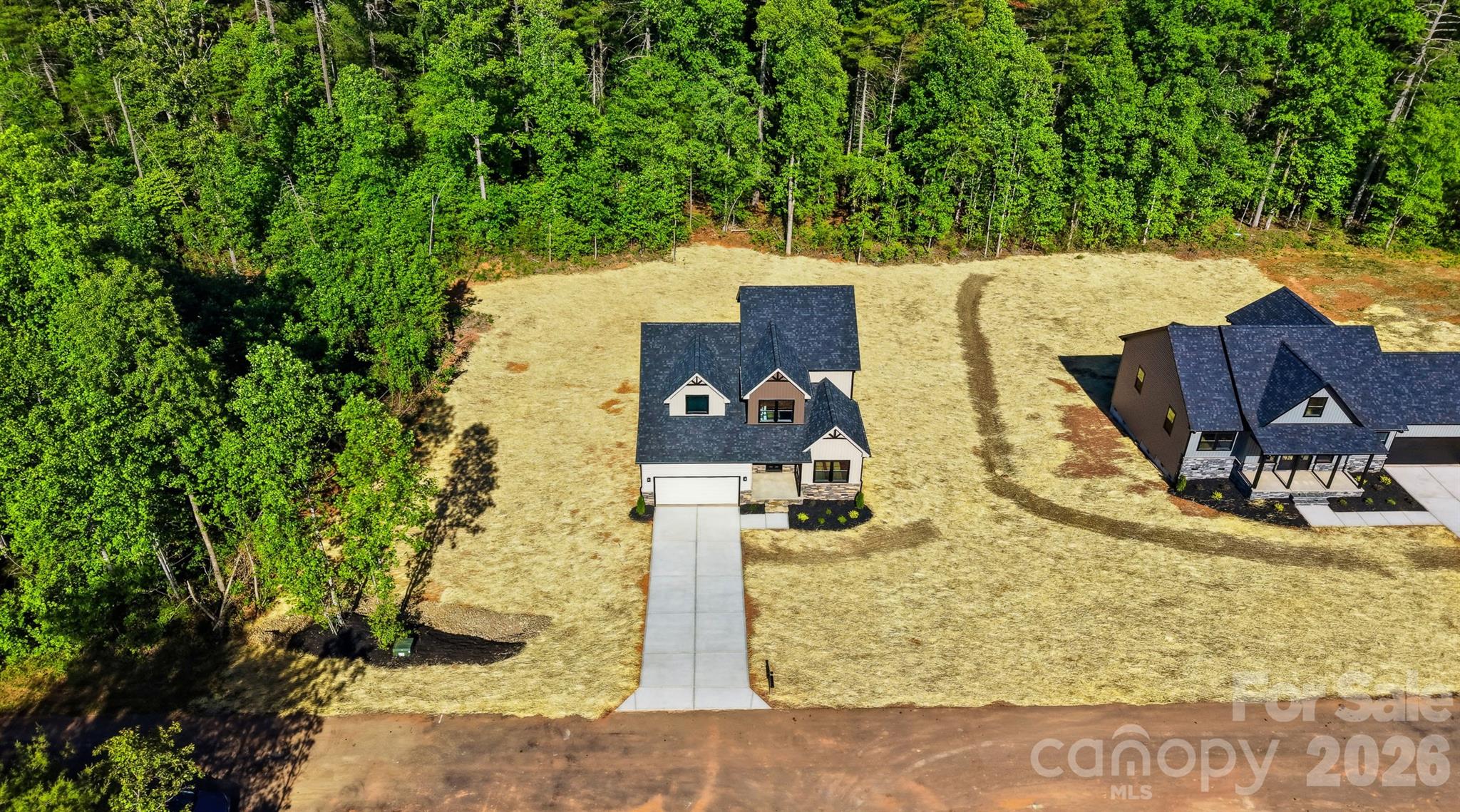 2434 Kimberly Avenue — Morganton