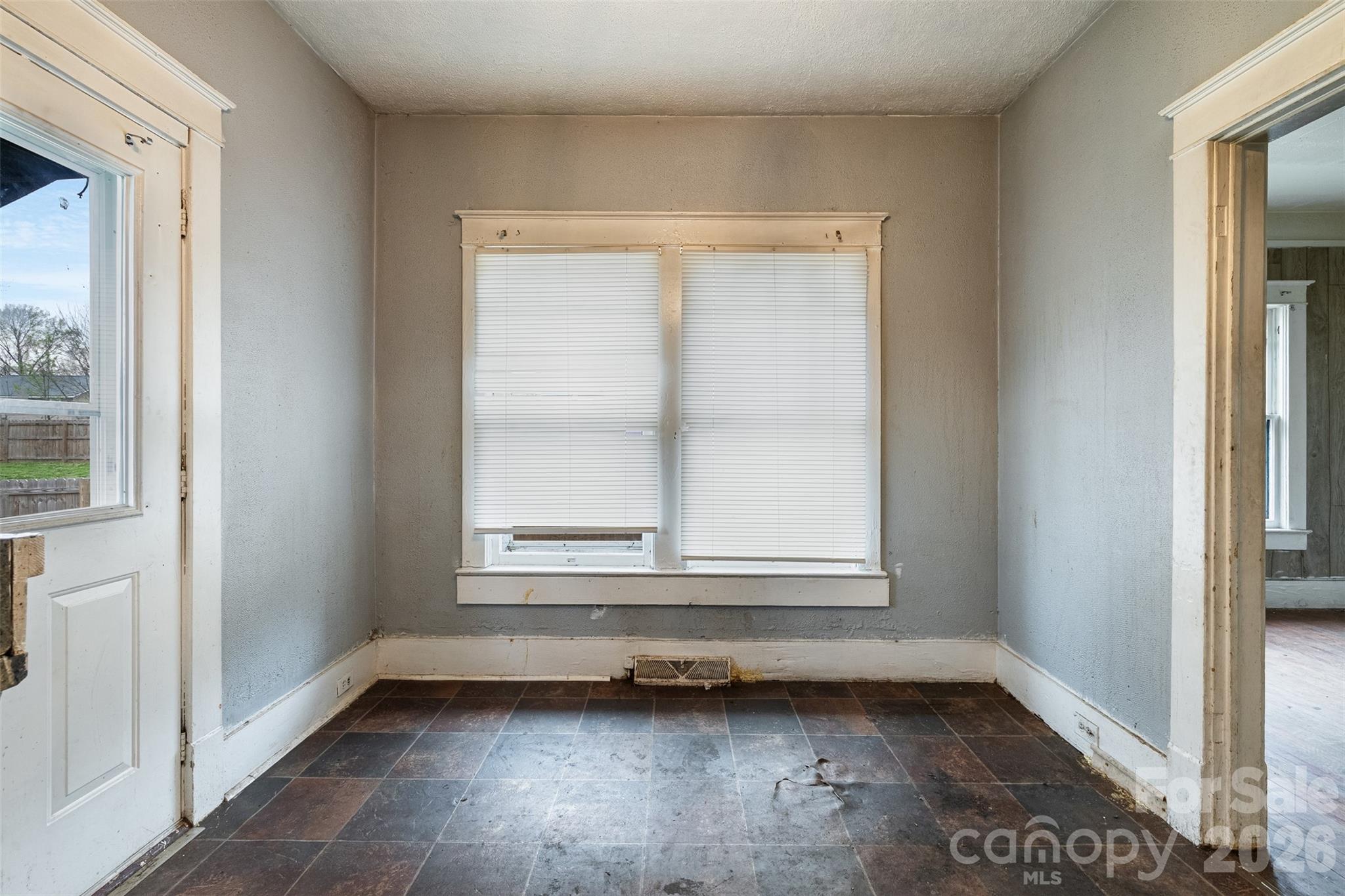 1134 Wilson W Lee Boulevard — Statesville