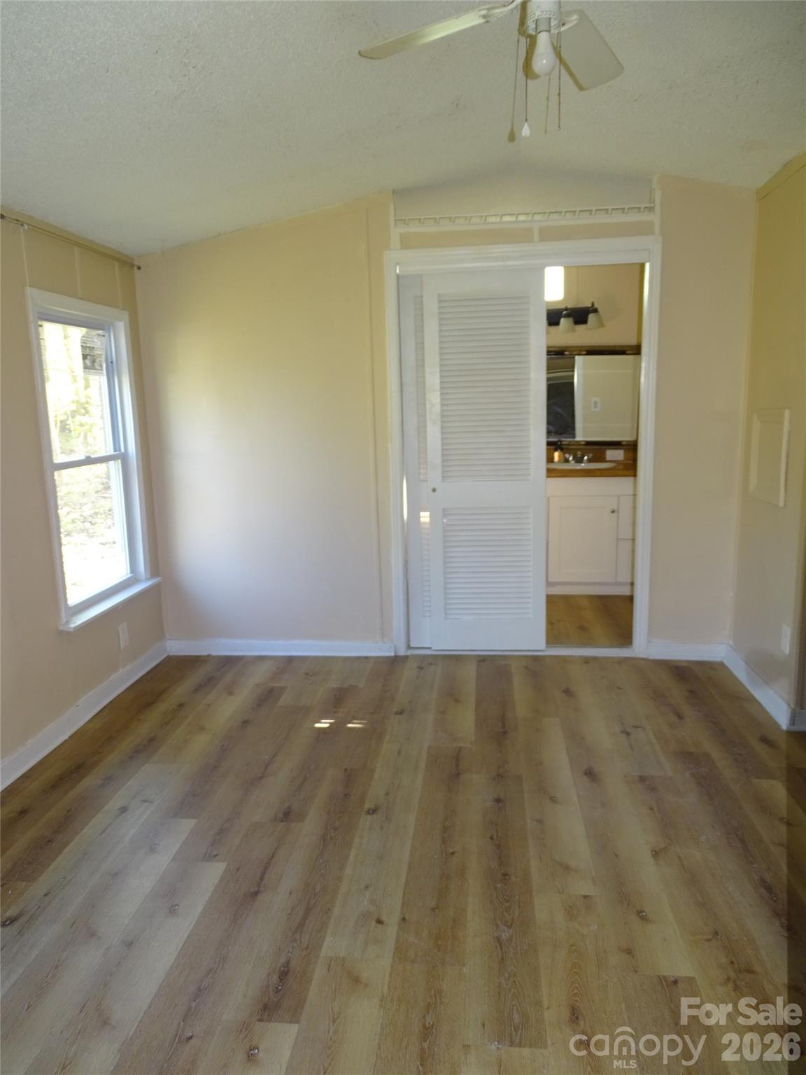 453 Riverview Lane — Lexington