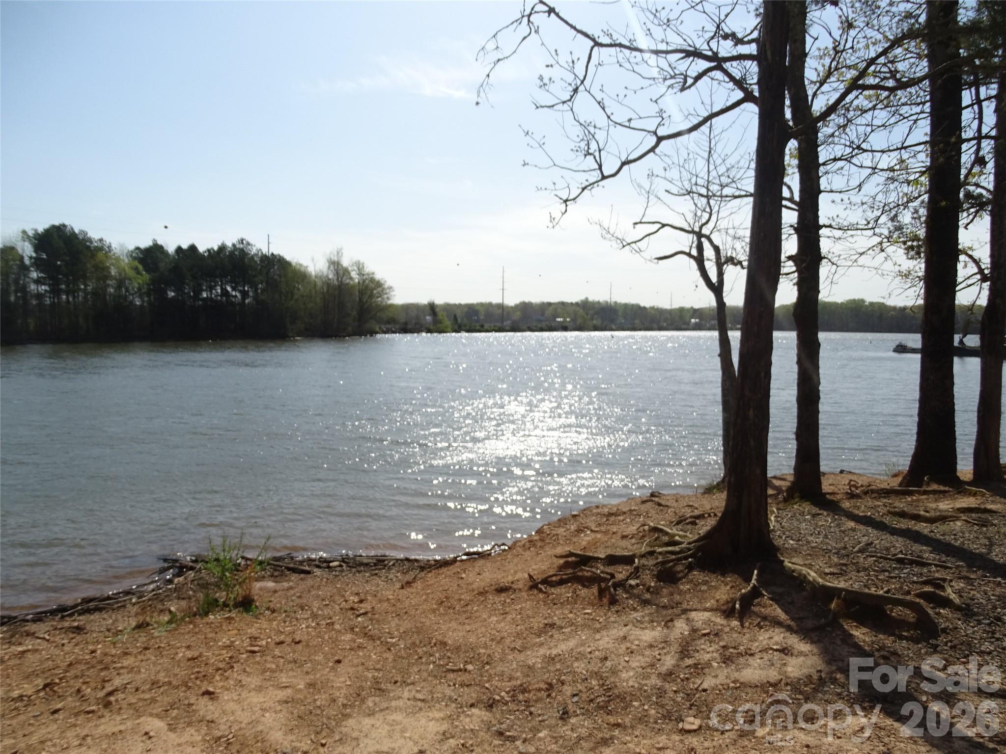 453 Riverview Lane — Lexington