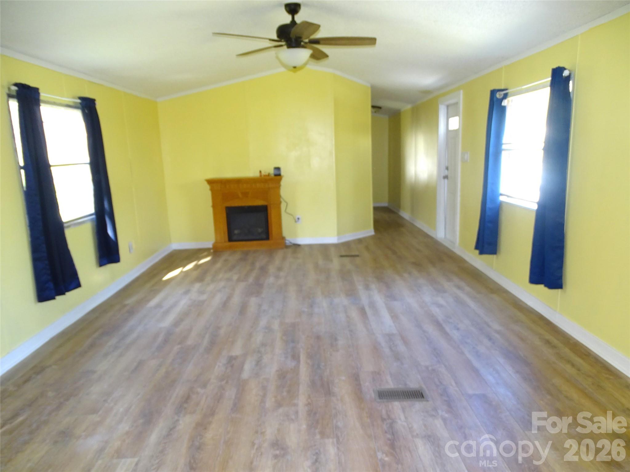 453 Riverview Lane — Lexington