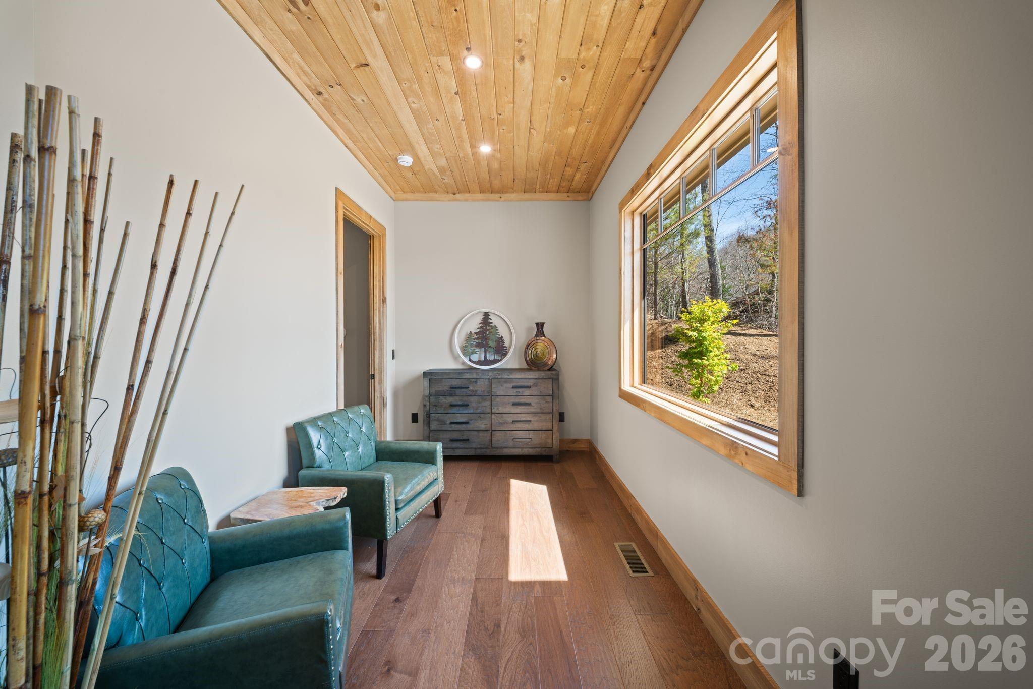 296 Austin Mountain Drive — Burnsville