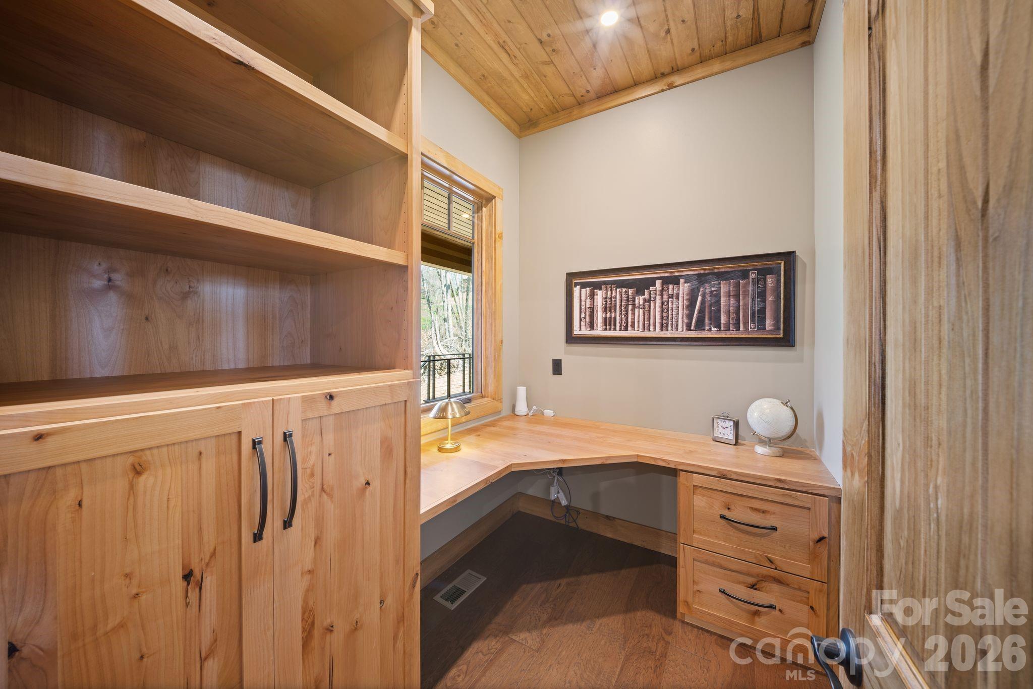 296 Austin Mountain Drive — Burnsville