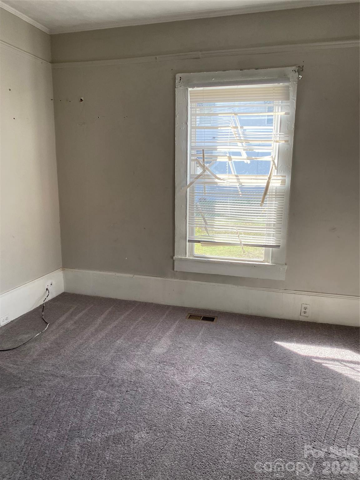 303 Rogers Lake Road — Kannapolis