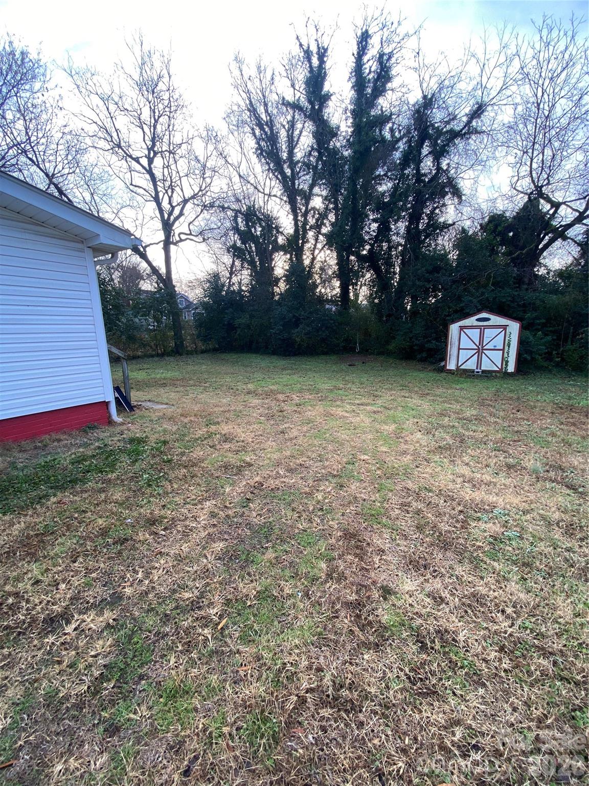 303 Rogers Lake Road — Kannapolis