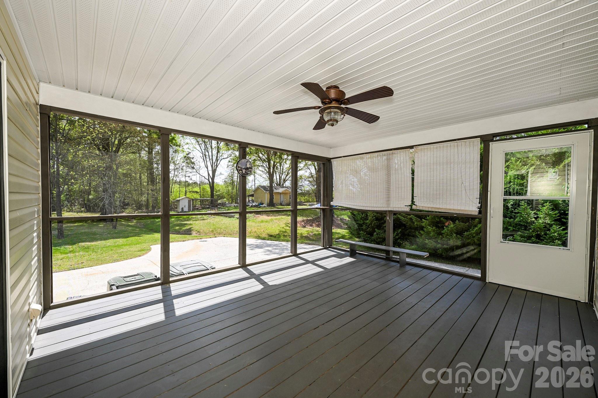 105 Woodland Lane — Monroe