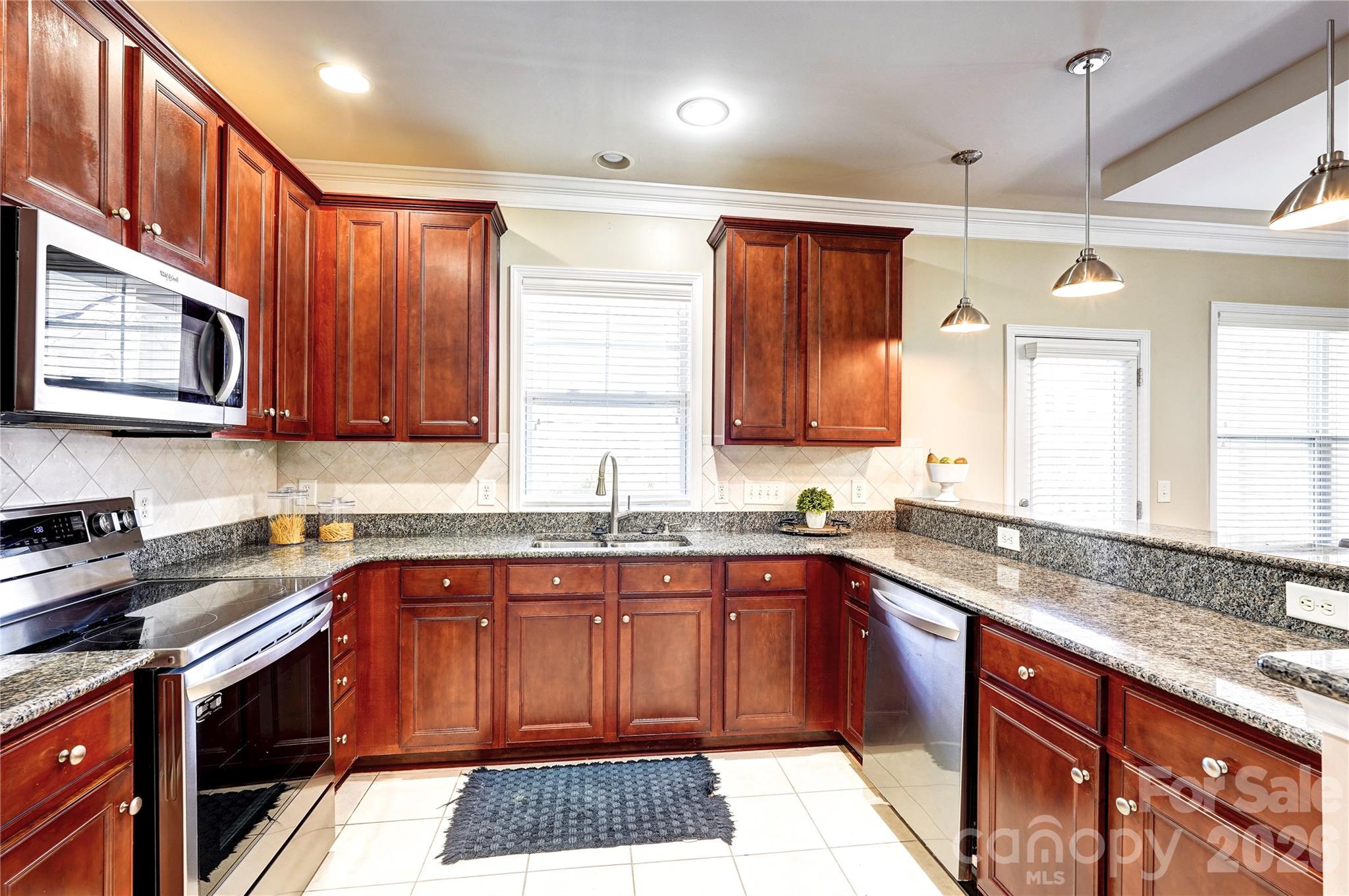 627 Sunfish Lane — Tega Cay