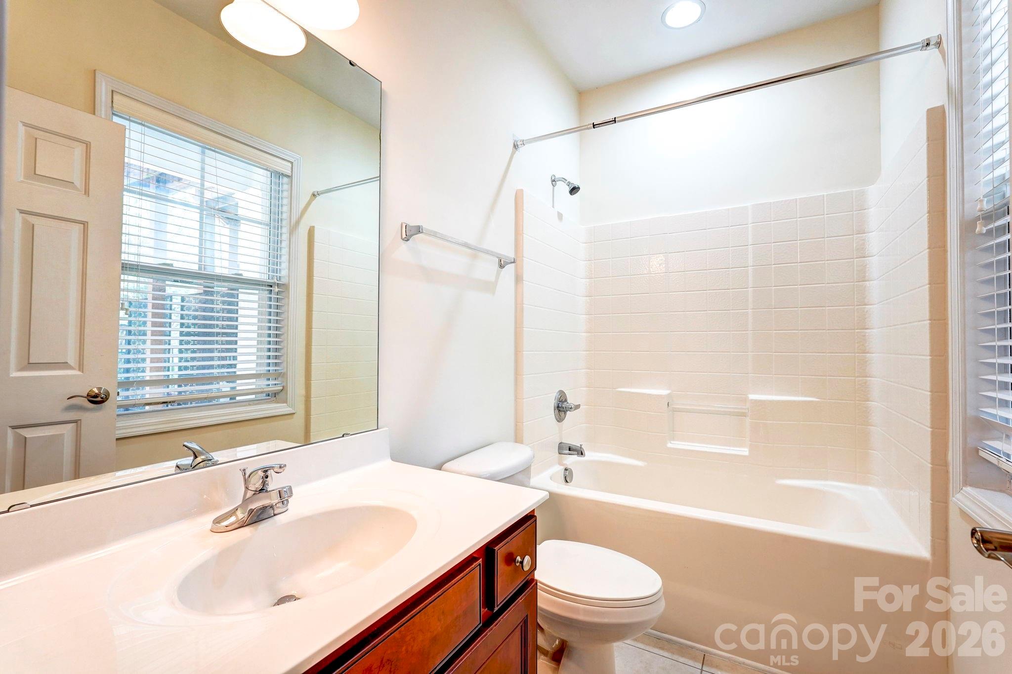 627 Sunfish Lane — Tega Cay