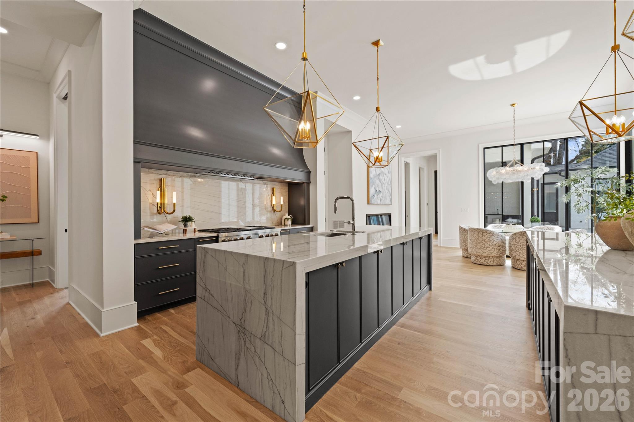 2208 Overhill Road — Charlotte