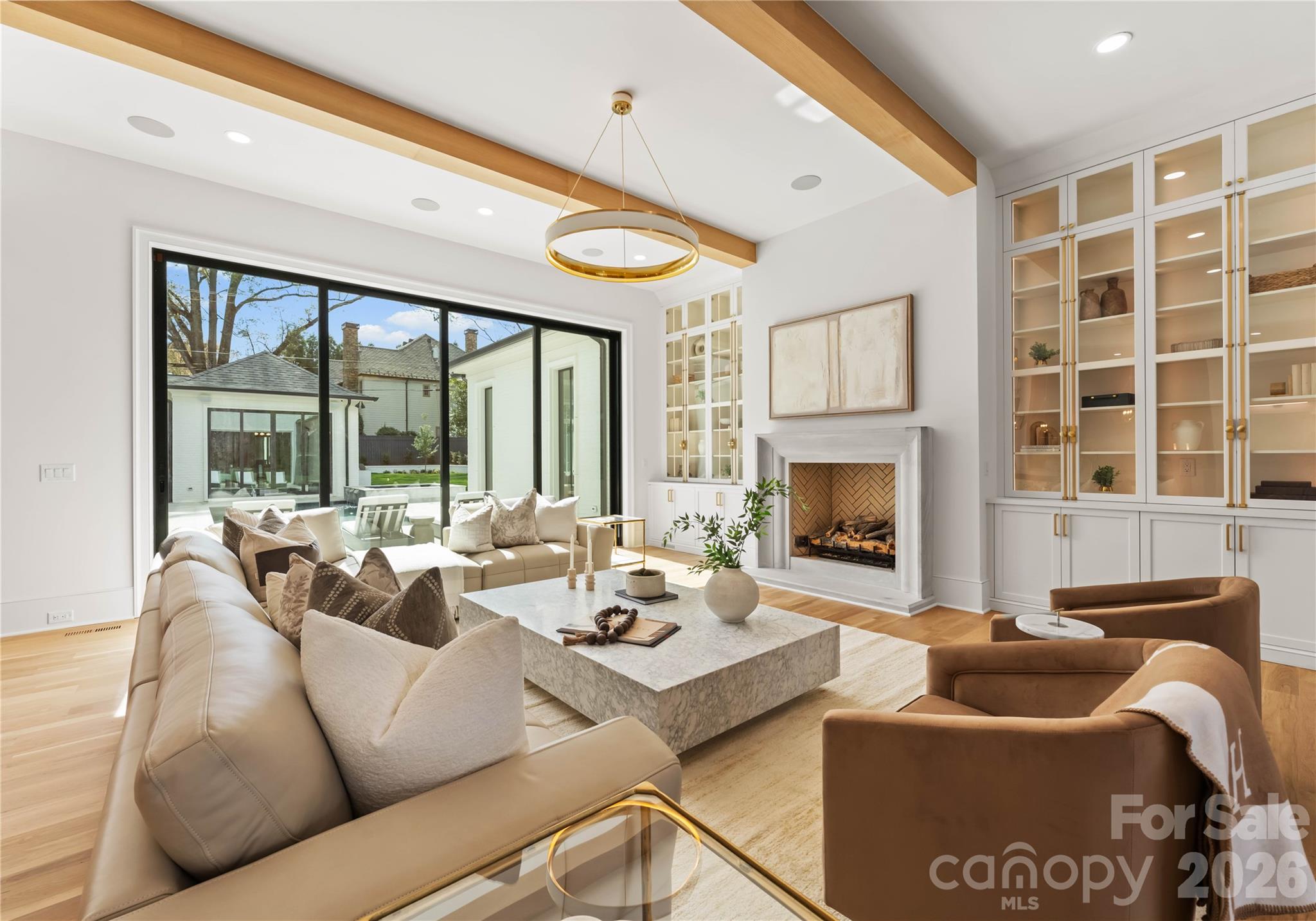 2208 Overhill Road — Charlotte