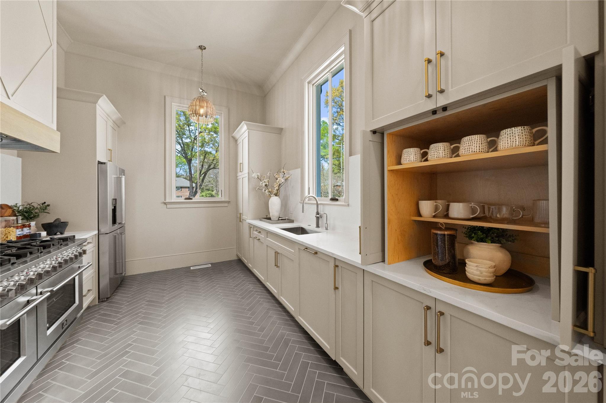 2208 Overhill Road — Charlotte