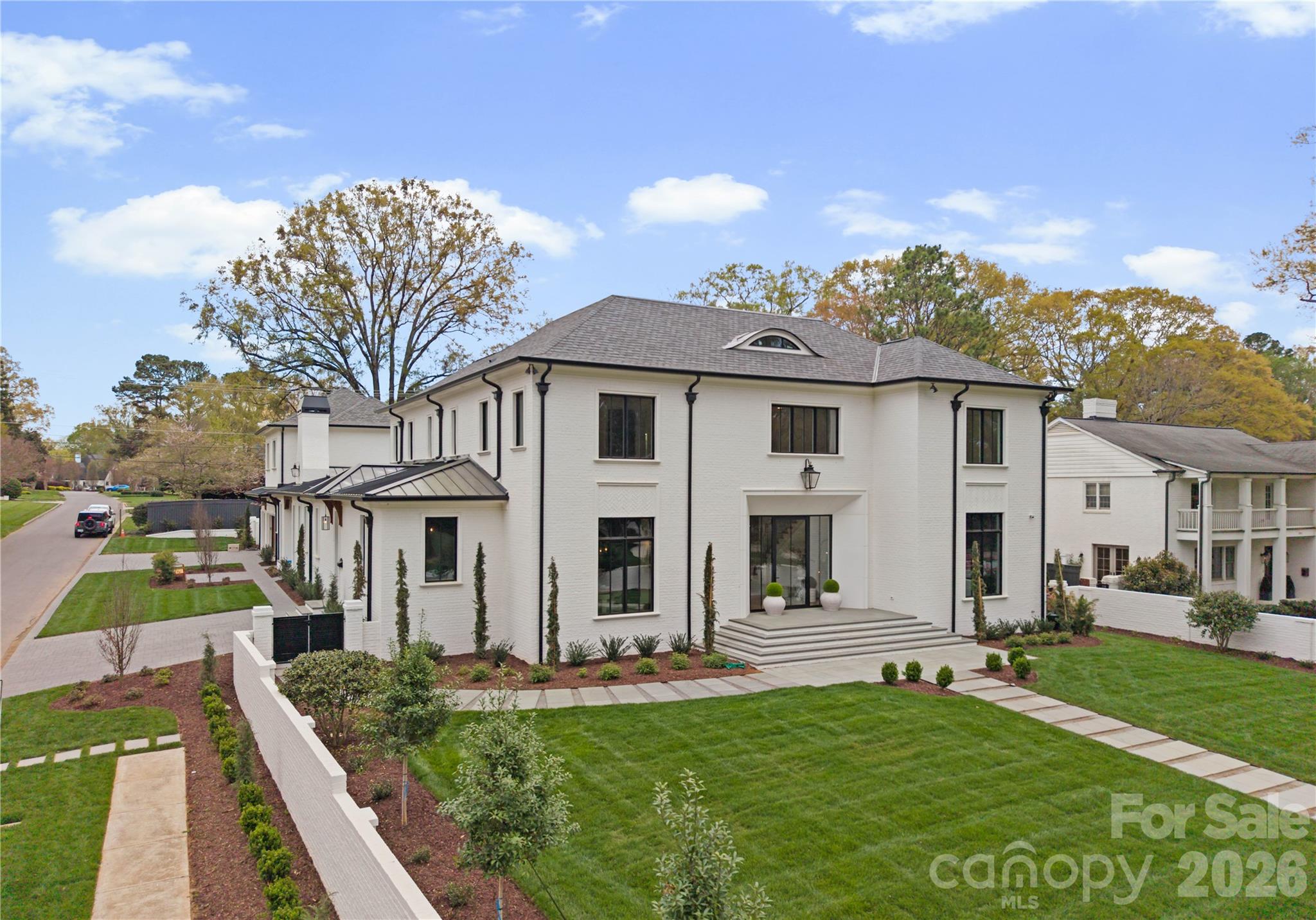 2208 Overhill Road — Charlotte